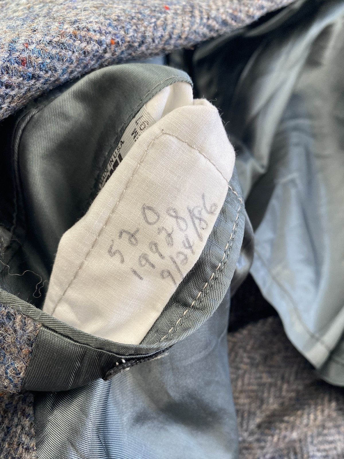 Harris Tweed Harris Tweed Union Made in USA Scottish Wool Blazer Size 42R Size 42R - 7 Thumbnail