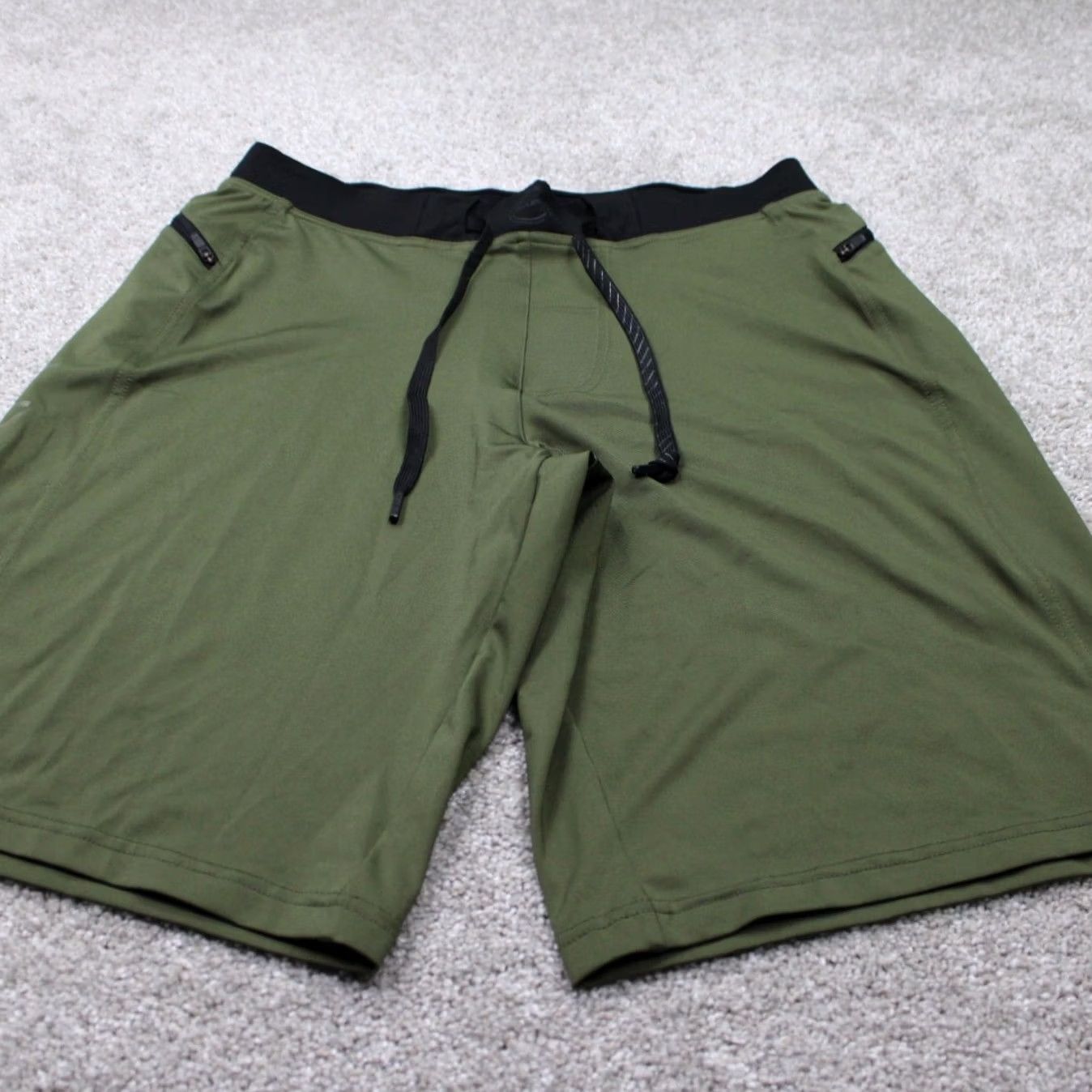 Vintage Hylete Shorts Men Small Green Polyester Stretch Drawstring Inseam 11" Athletic Bermuda Size US 29 - 2 Thumbnail