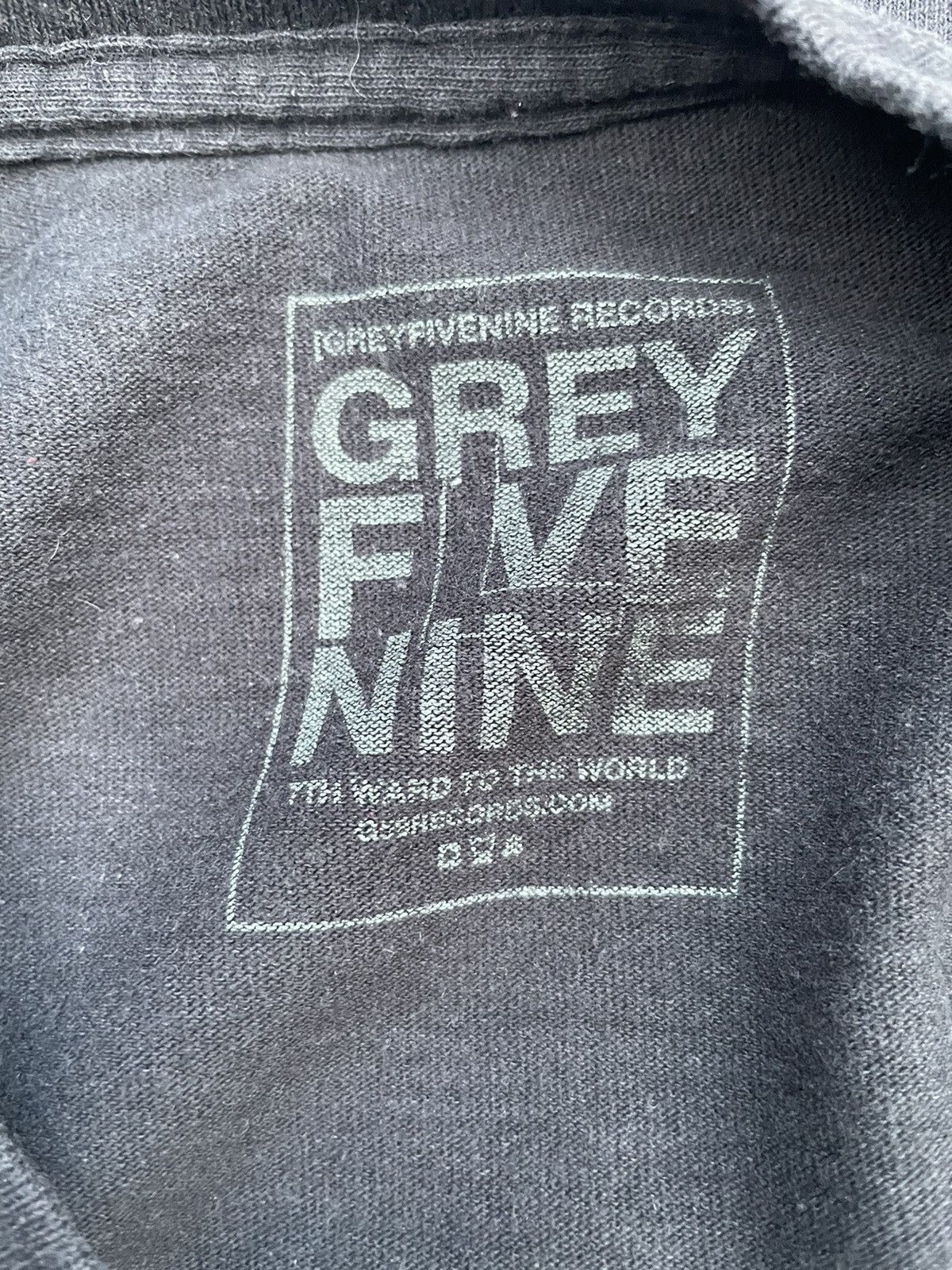 Band Tees Grey Five Nine Records Tshirt Size US L / EU 52-54 / 3 - 11 Thumbnail