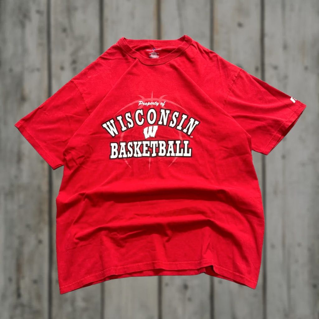 Russell Athletic VTG Wisconsin Basketball T-shirt Mens L Russell Athletic Red Y2K University Size US L / EU 52-54 / 3 - 1 Thumbnail