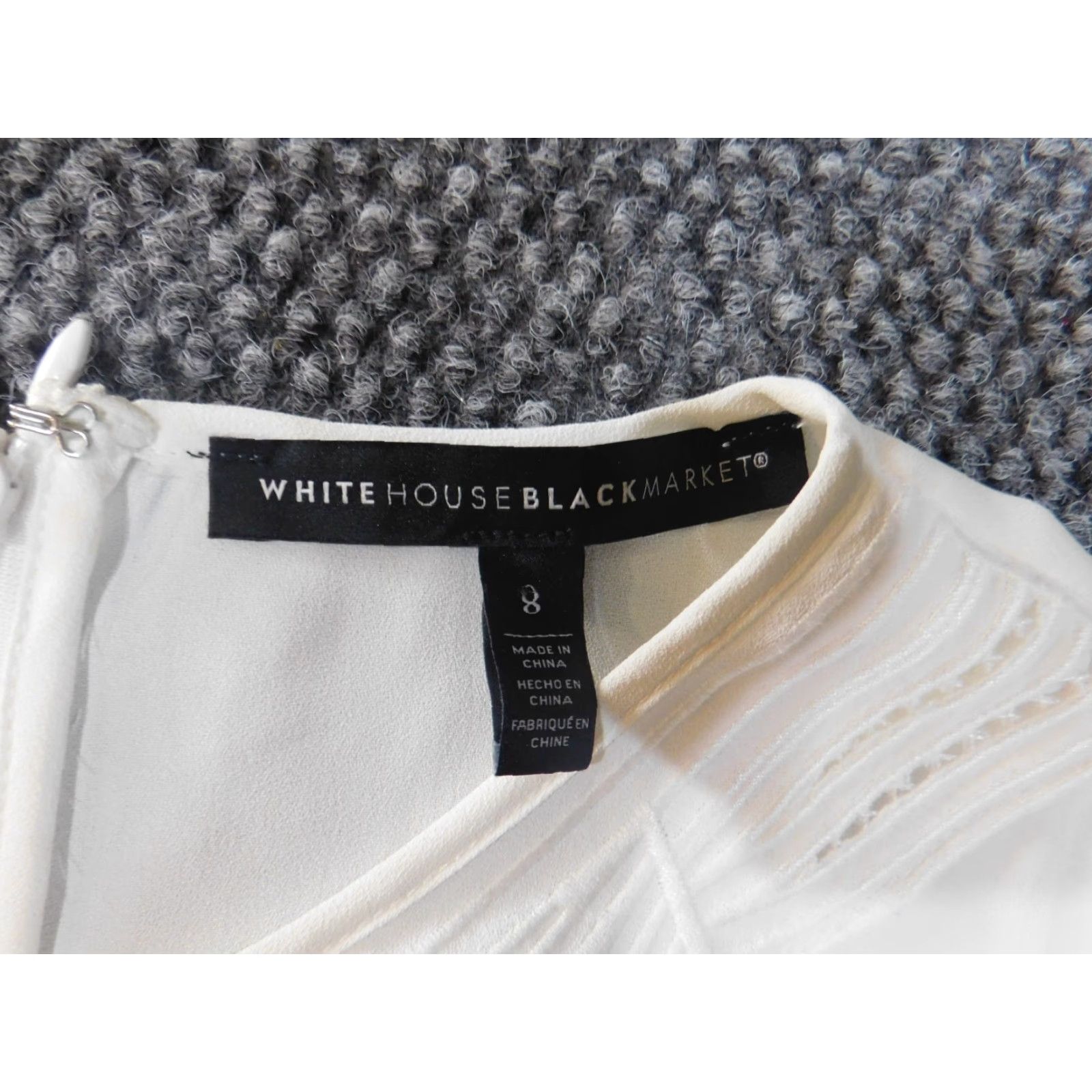 White House Black Market White House Black Market top Blouse Womens XS? 8 White Polyester Casual Pullover Round Neck Short Sleeve Solid Stretch Machine Washable Size M / US 6-8 / IT 42-44 - 4 Thumbnail
