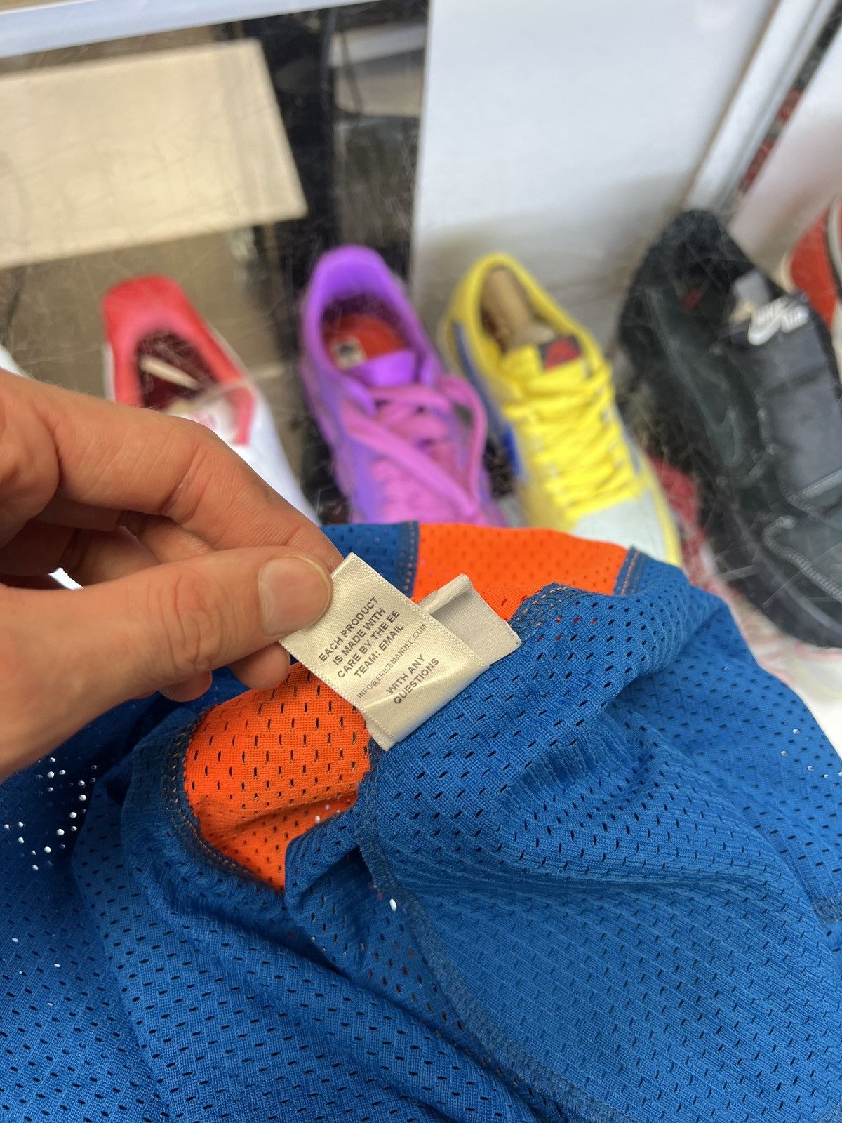 Eric Emanuel Eric Emanuel Basic Shorts Knicks Lightning Bolt Size US 32 / EU 48 - 6 Thumbnail