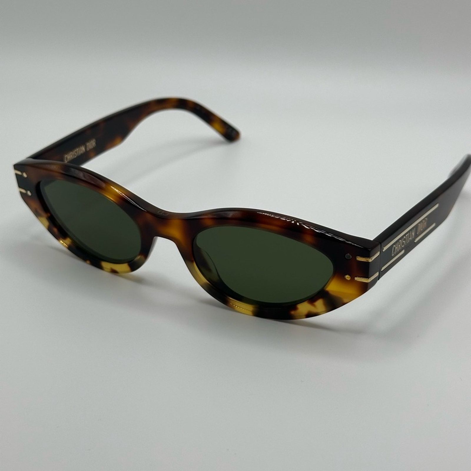 Dior NEW Dior Sunglasses CD40104I 53N Diorsignature B5I Women Size ONE SIZE - 3 Thumbnail