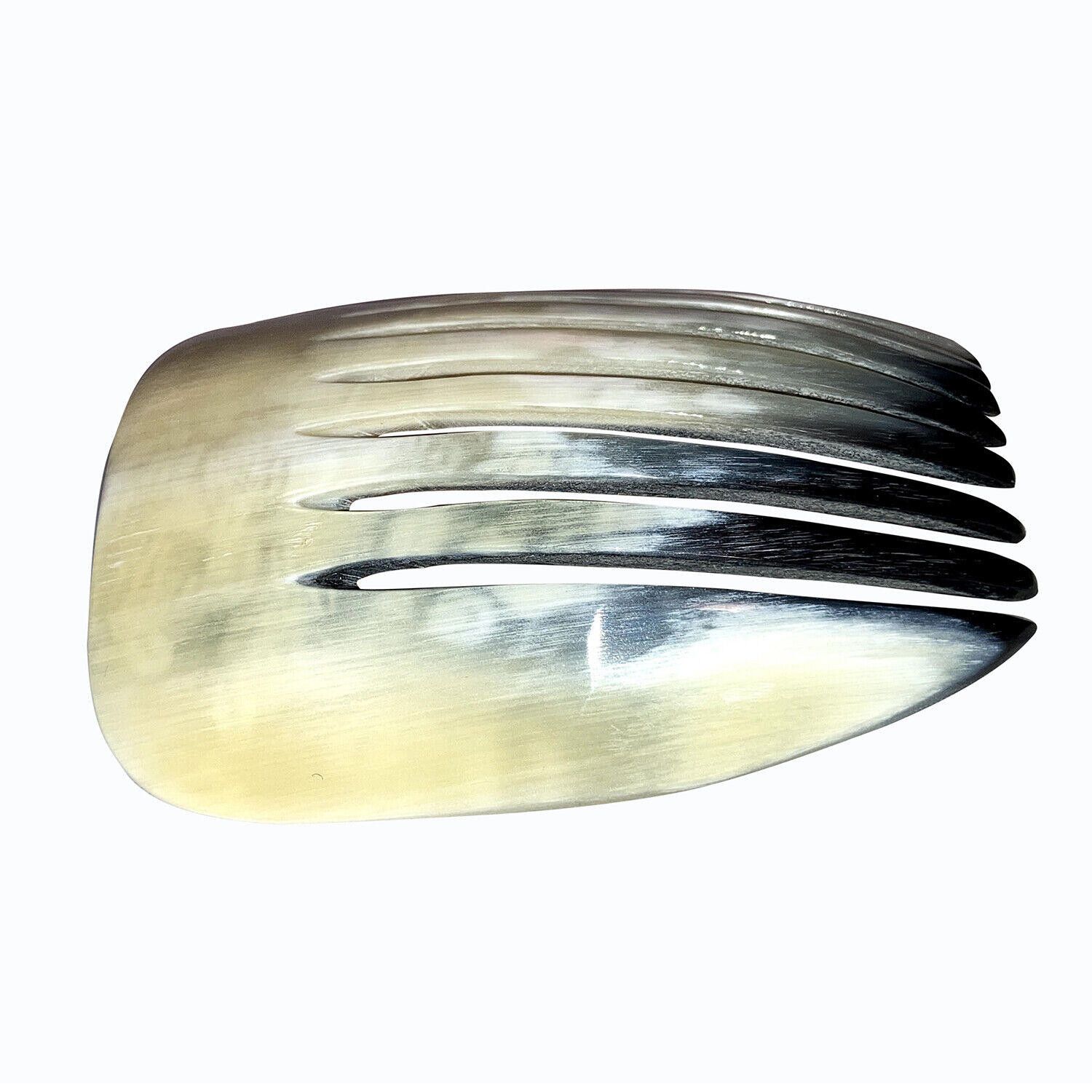 Designer Mexican White and Black Cow Horn Decorative Hair Comb Size ONE SIZE - 3 Thumbnail