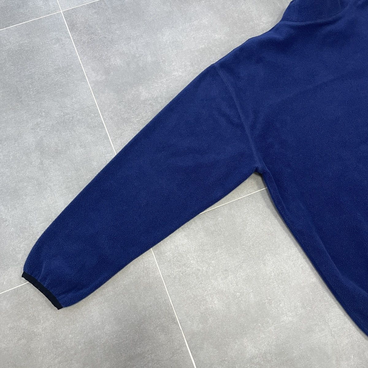 Adidas × Vintage Vintage Adidas Fleece Sweatshirt Size L Size US L / EU 52-54 / 3 - 15 Thumbnail