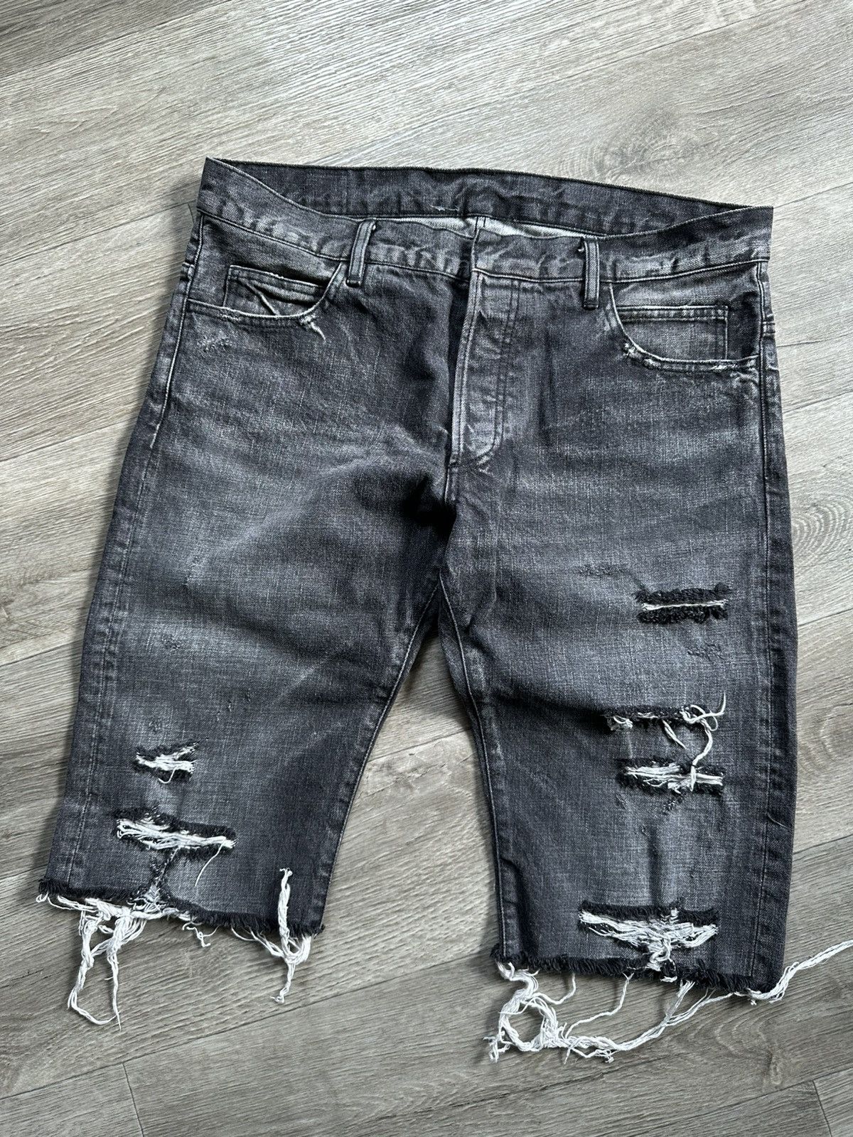 Balmain 🫧BALMAIN Paris Shorts Men’s Made in Japan Size US 32 / EU 48 - 1 Thumbnail
