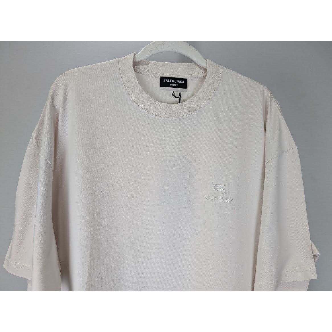 Balenciaga o1rshd1 Unisex T-Shirt in Beige Size US XL / EU 56 / 4 - 3 Thumbnail