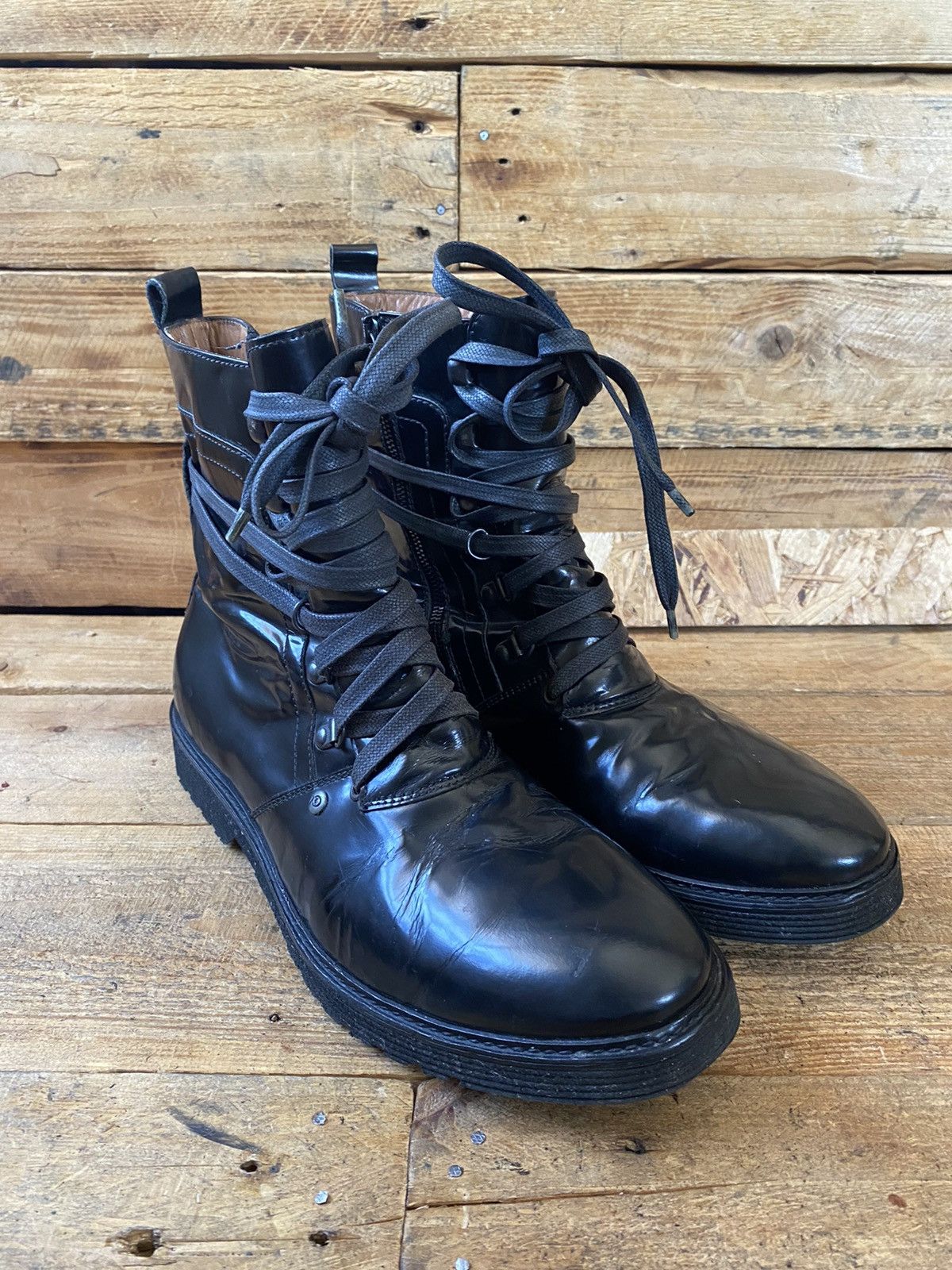 Alexander McQueen × Designer Alexander mc queen black patent leather lace boots sz41 Size US 8 / EU 41 - 11 Thumbnail