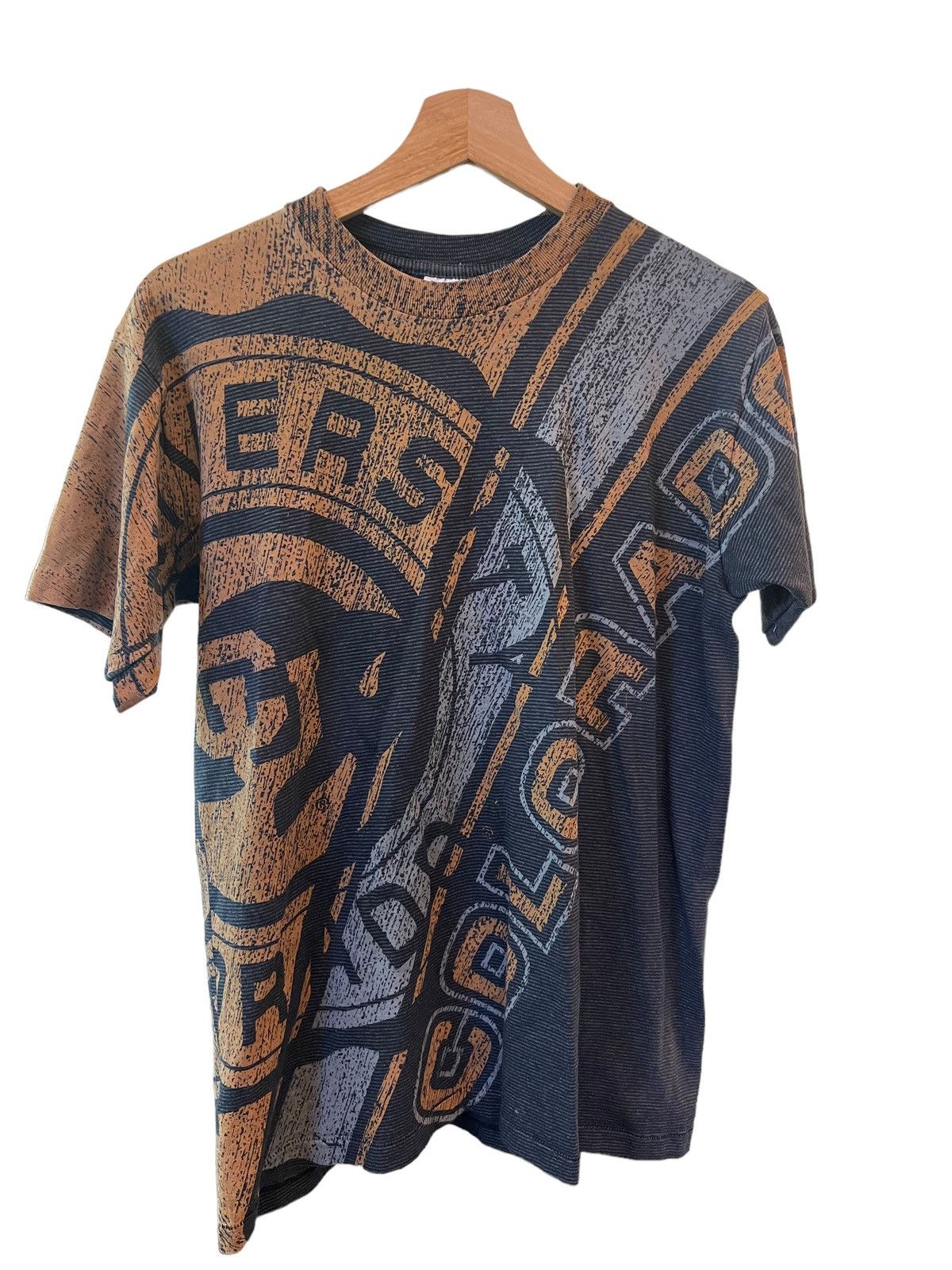 NCAA × Vintage Vintage 90s Tennessee River Gold CU Boulder AOP T-shirt Size US M / EU 48-50 / 2 - 1 Thumbnail