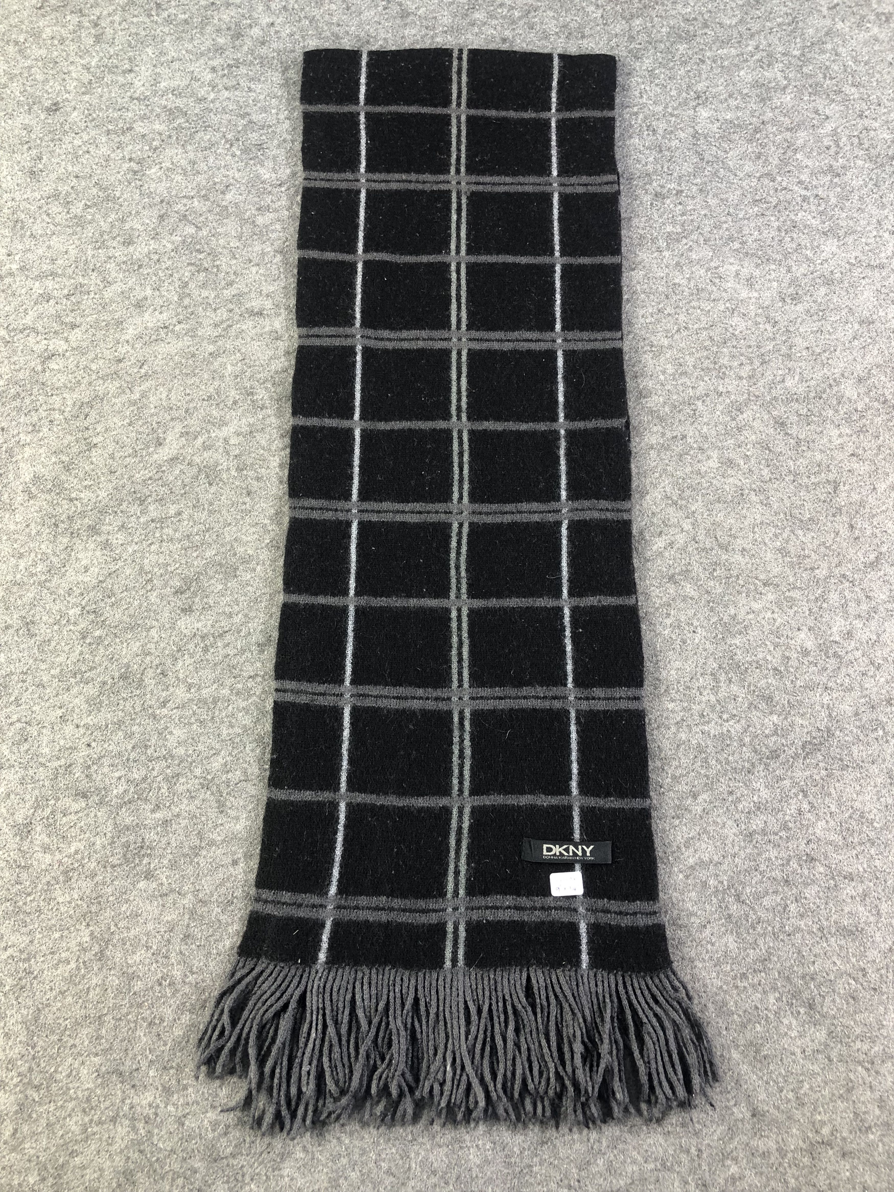 DKNY DKNY Scarf / Muffler / Neckwear Size ONE SIZE - 3 Thumbnail
