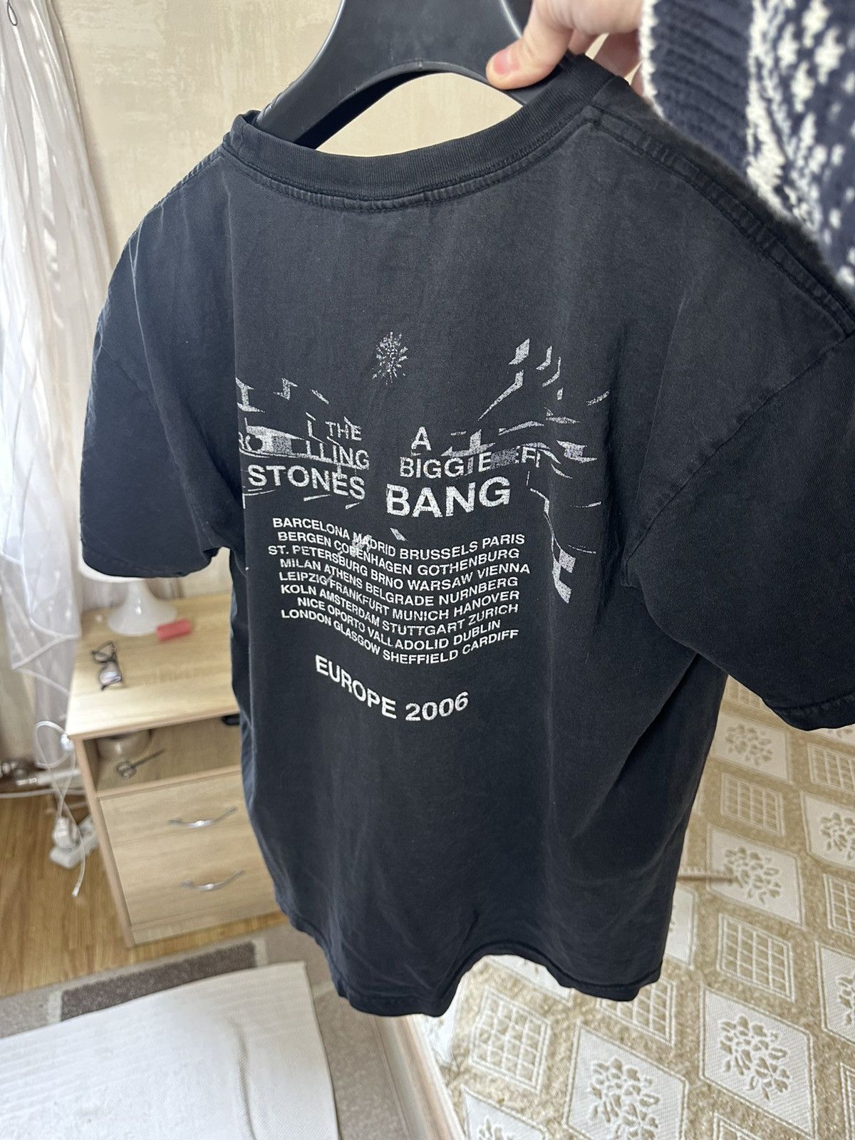 Band Tees 🔥 2006 Rolling Stones A Bigger Bang Tour Vintage Tee Shirt Size US L / EU 52-54 / 3 - 10 Thumbnail