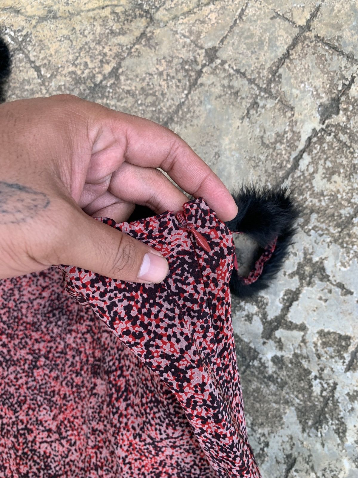 If Six Was Nine × Japanese Brand × Le Grande Bleu (L.G.B.) y2k Vivayou Japan Faux Fur Red Bitty Dot Silk Dress Size S / US 4 / IT 40 - 10 Thumbnail