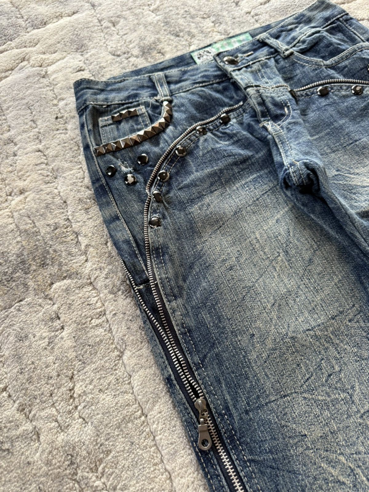 Le Grande Bleu (L.G.B.) T.S.H.H Japan Avant Garde Studded Zipper Denim Jeans Size US 28 / EU 44 - 8 Thumbnail
