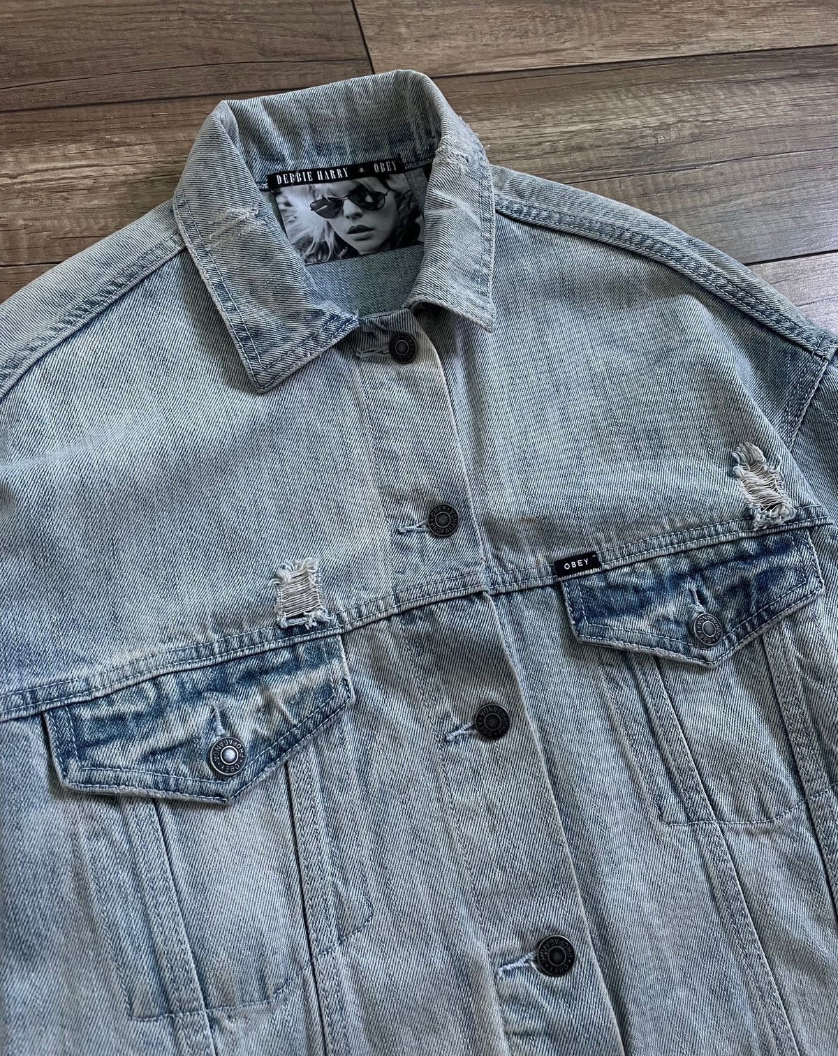 Obey Obey X Debbie Harry Oversized Washed Blue Denim Jacket Size US M / EU 48-50 / 2 - 6 Thumbnail