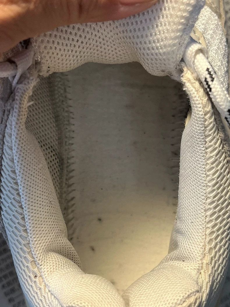 Balenciaga balenciaga triple s sneakers in white Size US 6.5 / EU 39-40 - 6 Thumbnail