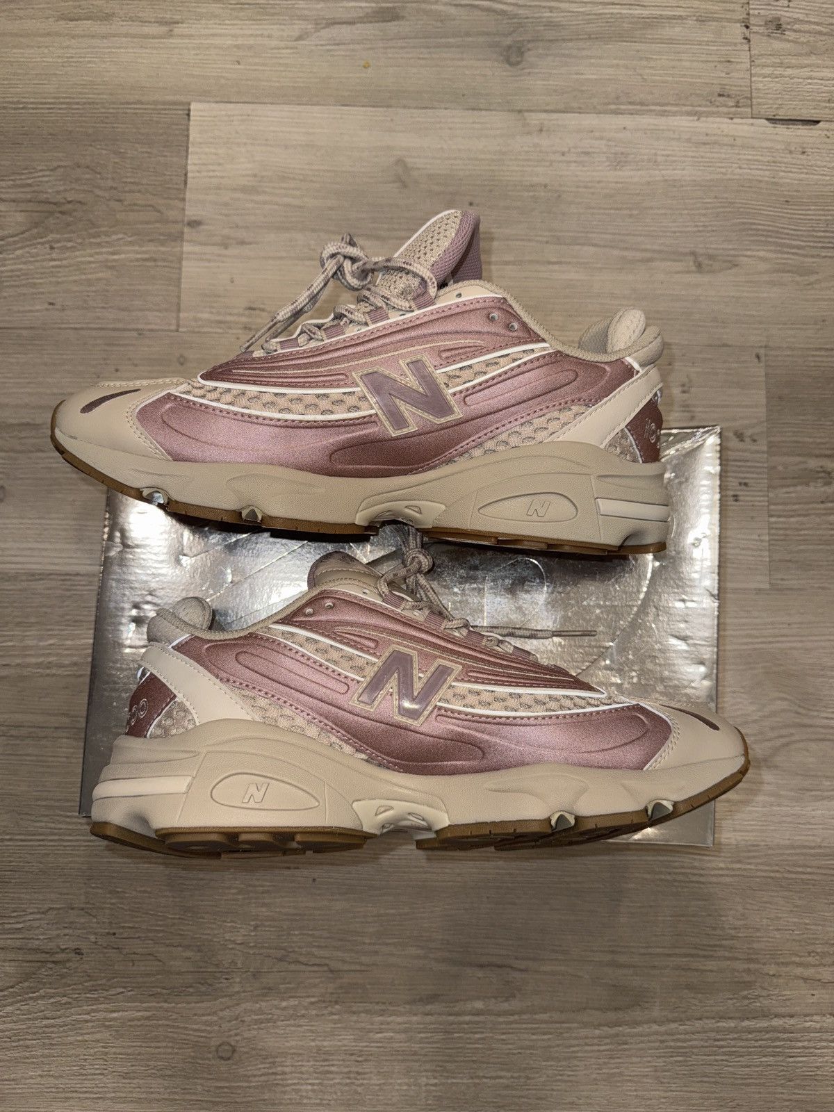 Joe Freshgoods × New Balance New Balance 1000 Joe Freshgoods Pink Size US 10 / EU 43 - 2 Thumbnail