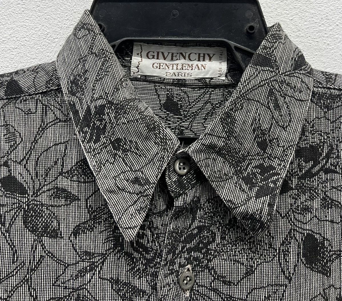 Givenchy × Vintage VINTAGE GIVENCHY GENTLEMAN PARIS LONG SLEEVE SHIRT BUTTON UP Size US M / EU 48-50 / 2 - 3 Thumbnail