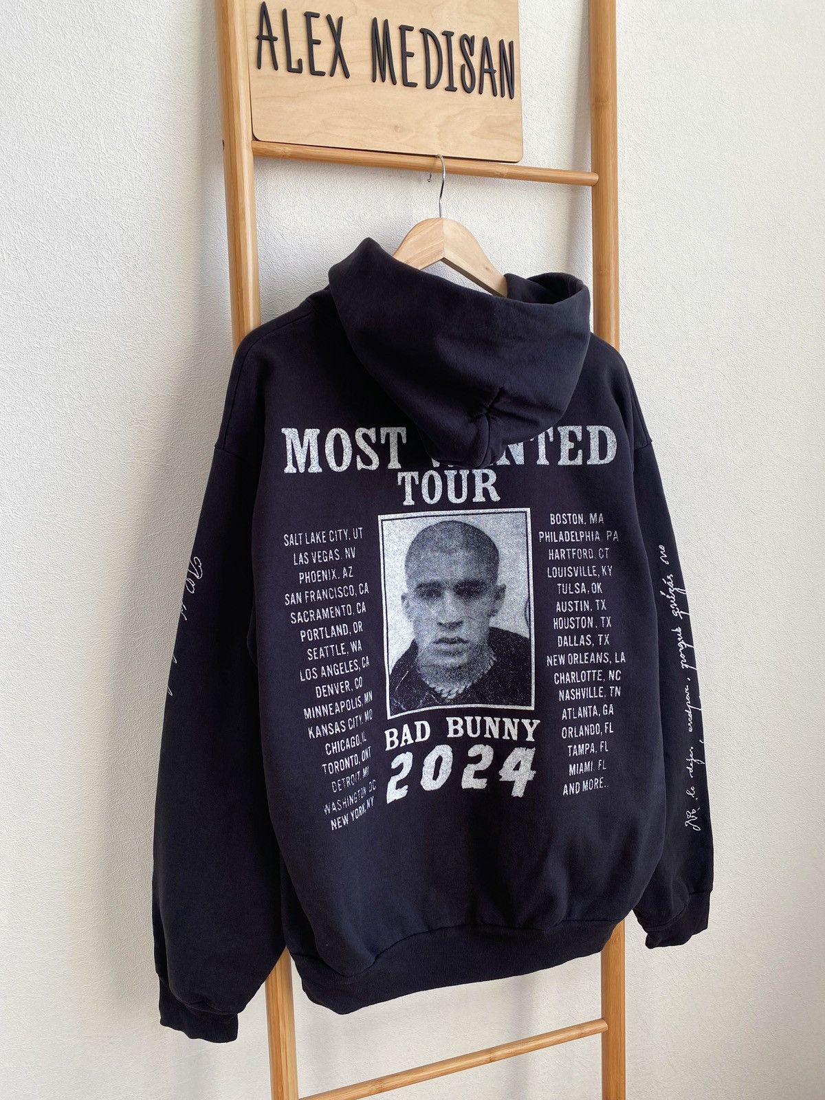 Band Tees Bad Bunny “Most Wanted Tour” 2024 Hoodie Size L Size US L / EU 52-54 / 3 - 11 Thumbnail