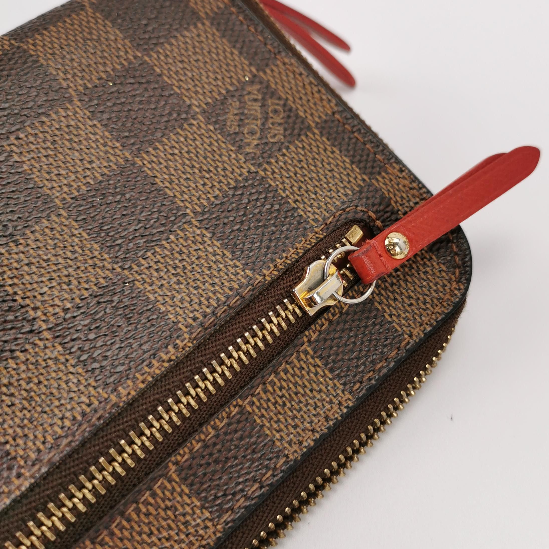 Louis Vuitton Louis Vuitton (LV) Fashionable Checkerboard Temperament Wal Size ONE SIZE - 2 Thumbnail
