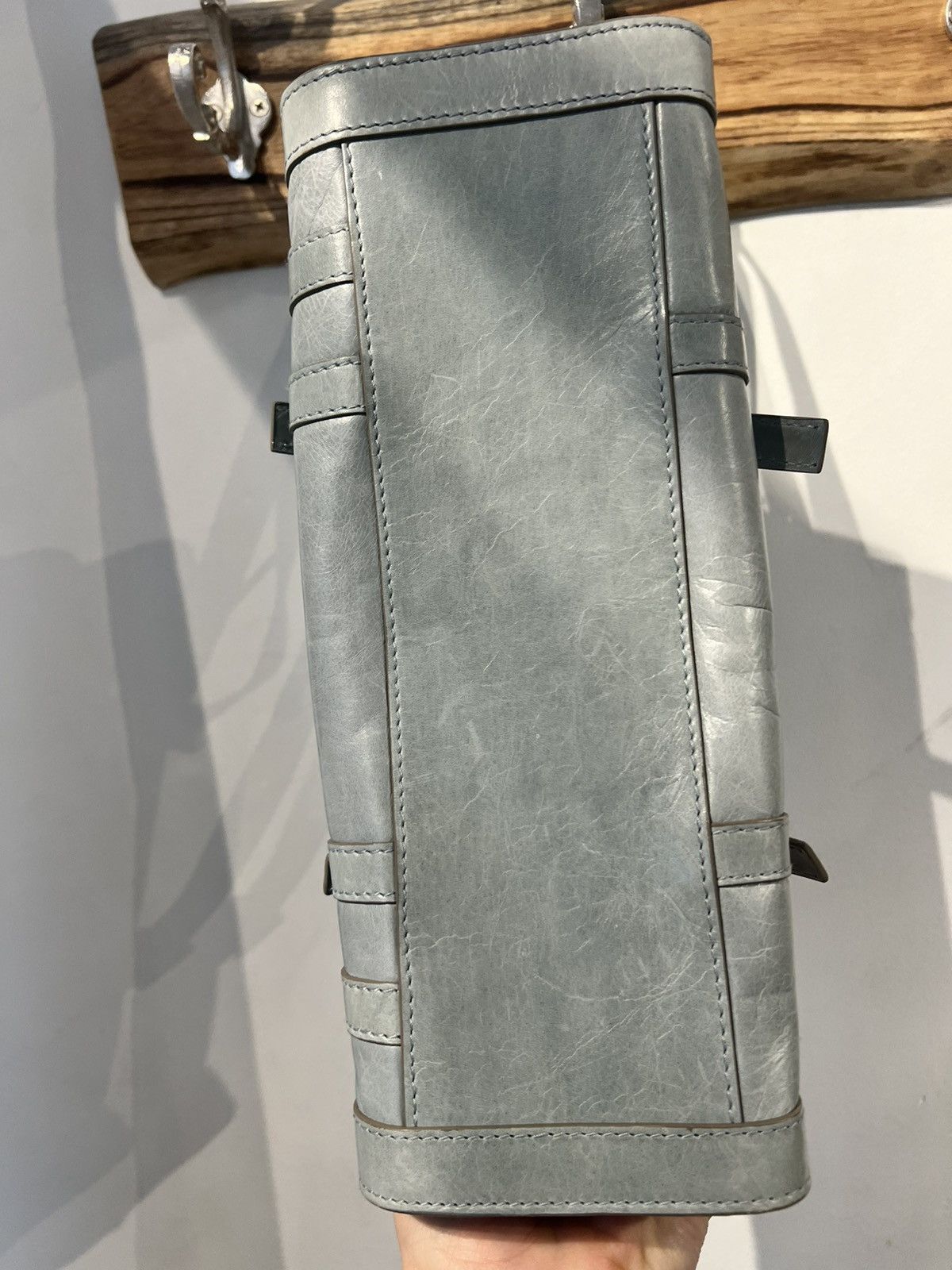 Givenchy Givenchy Vintage Powder Blue Shoulder Bag Size ONE SIZE - 4 Thumbnail