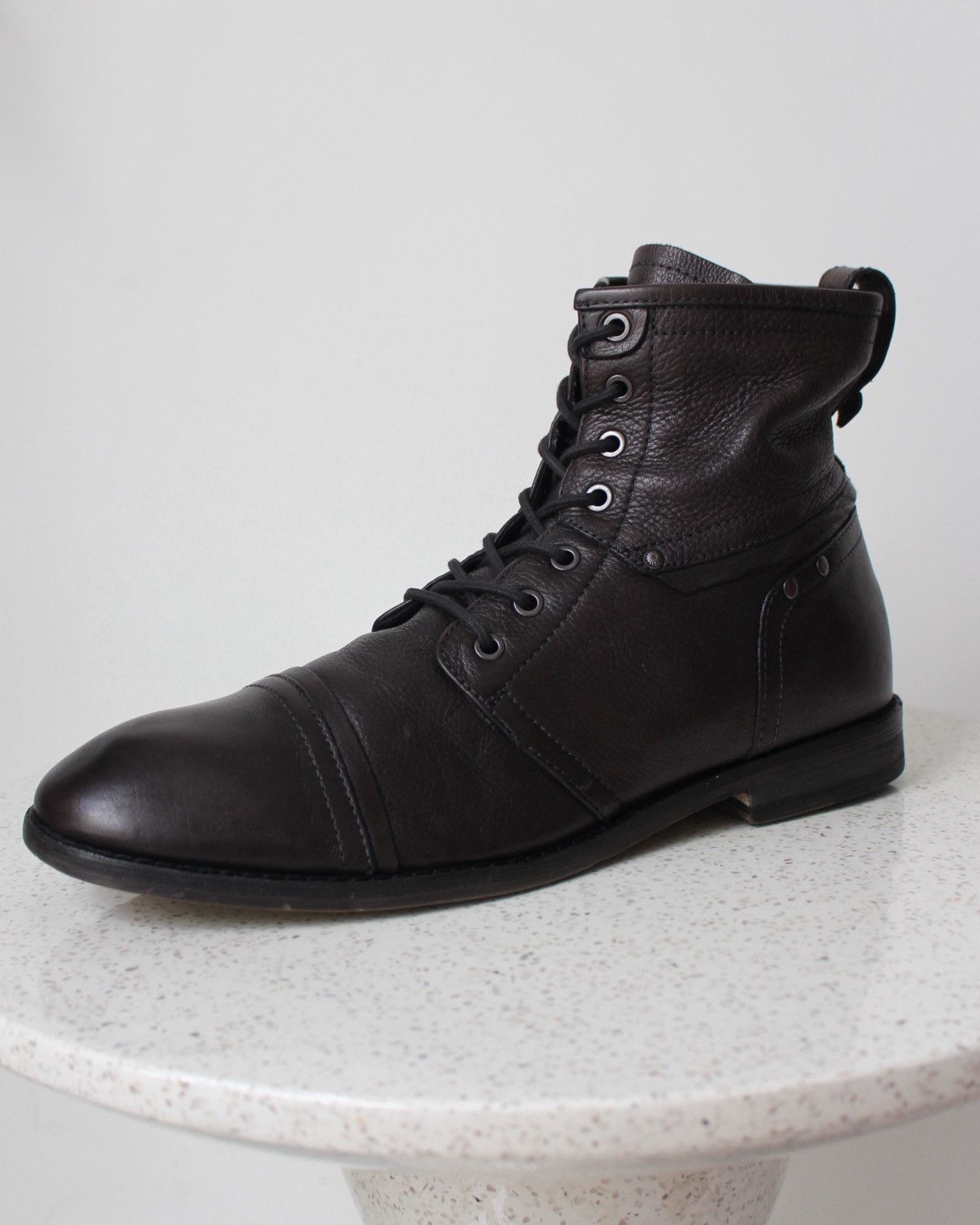 Vintage SS2015 GUESS BLACK LEATHER CAP TOE BOOTS Size US 11 / EU 44 - 4 Thumbnail