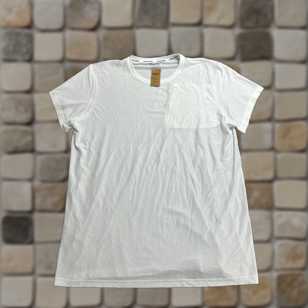 CO Duluth Buck Naked Performance Travel Crew Shirt Mens 3XL White Nylon Spandex Short Sleeve Crew Neck Practical Classic Outdoor Sports Size US XXL / EU 58 / 5 - 1 Thumbnail