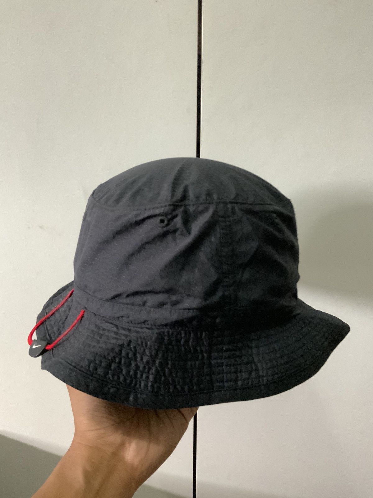 Nike Nike Sports Black Bucket Hat Size ONE SIZE - 6 Thumbnail