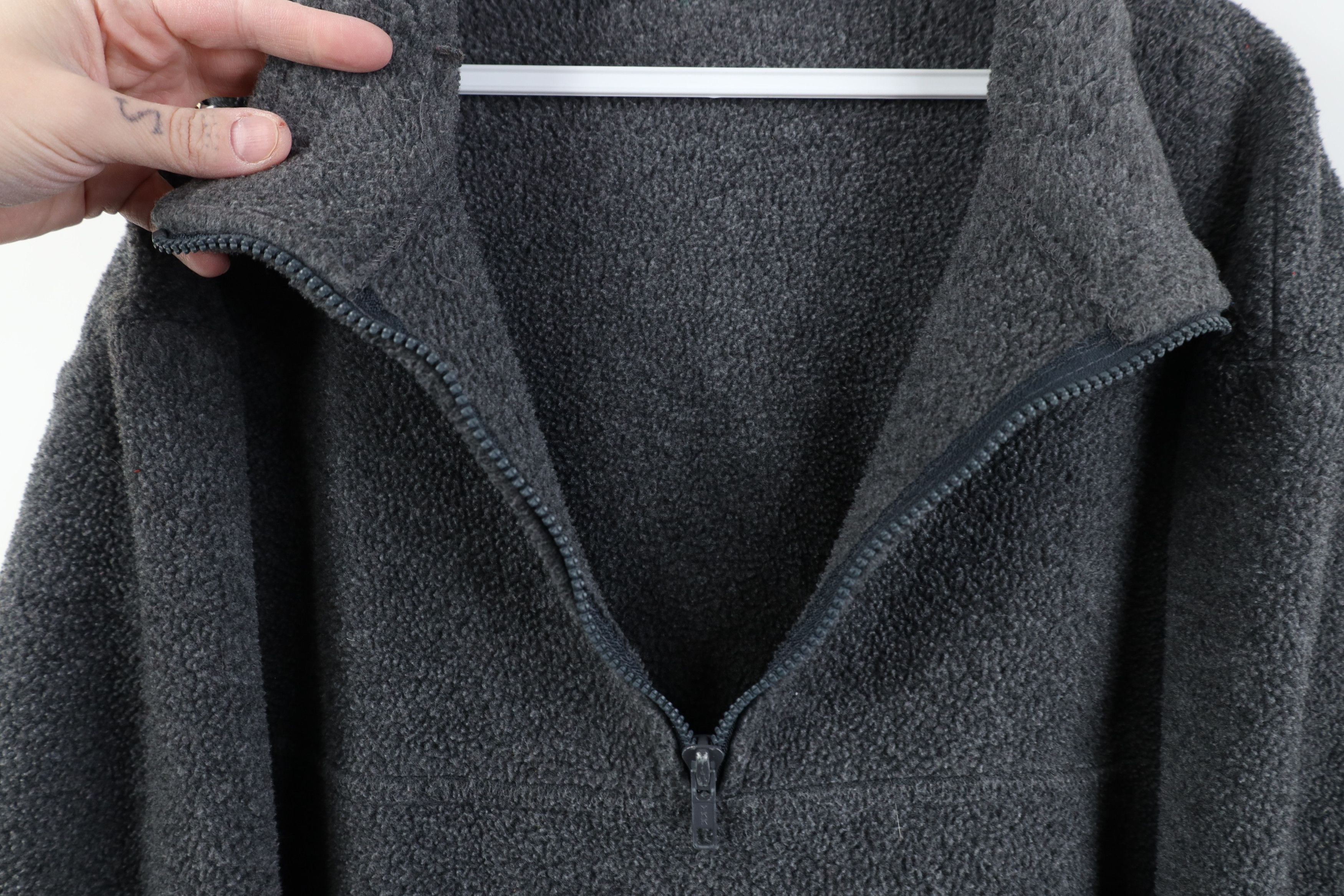 Vintage Vintage 90s Streetwear 1/4 Half Zip Fleece Sweater Gray Size US L / EU 52-54 / 3 - 4 Thumbnail