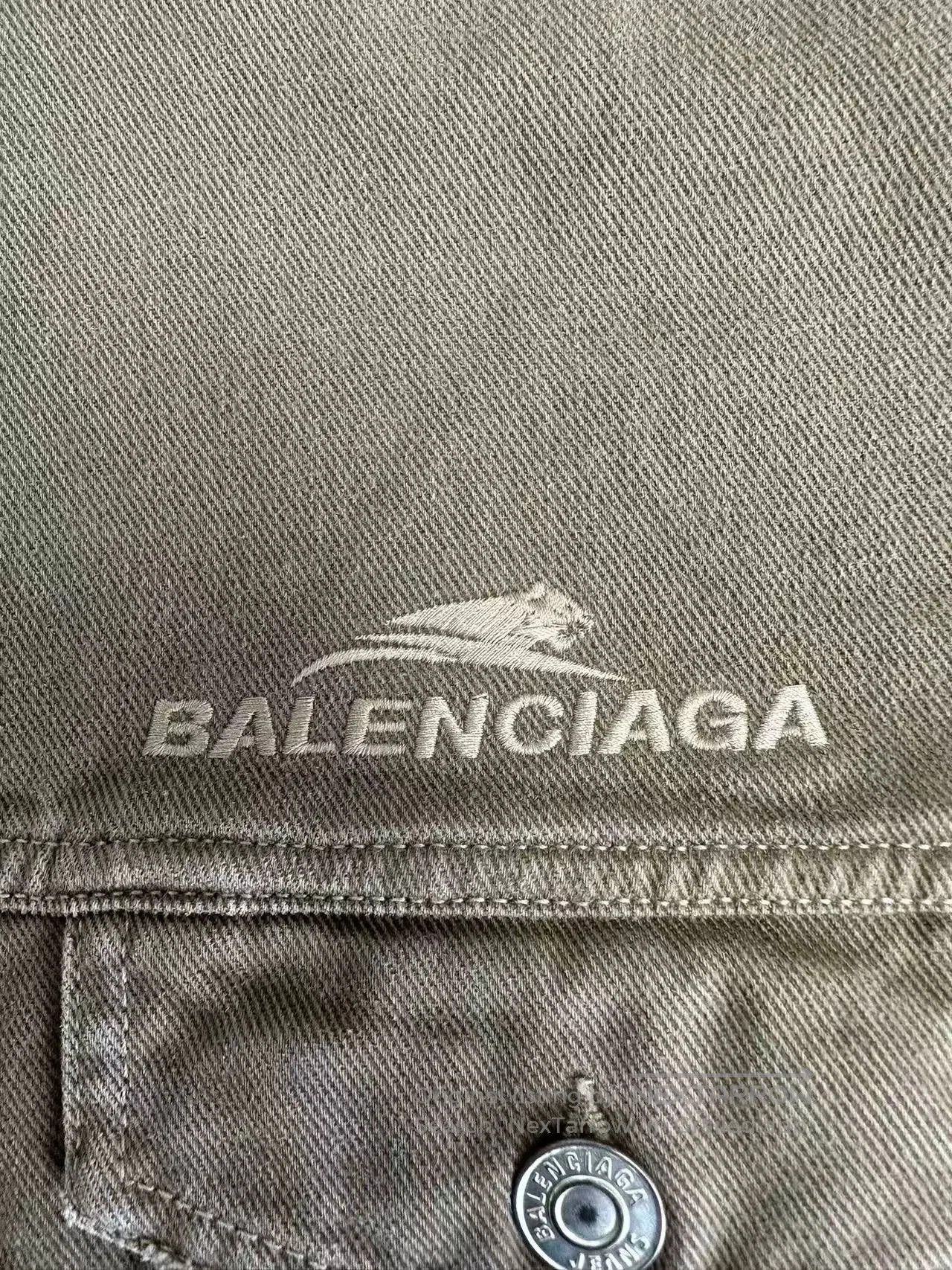 Balenciaga Balenciaga Solid Single-Breasted Pocket Denim Jacket. Size XS / US 0-2 / IT 36-38 - 3 Thumbnail