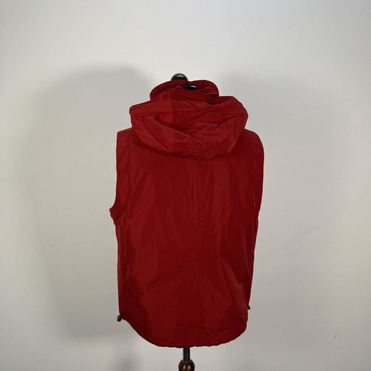 Burberry BURBERRY sleeveless red size 56 Size US XL / EU 56 / 4 - 3 Thumbnail