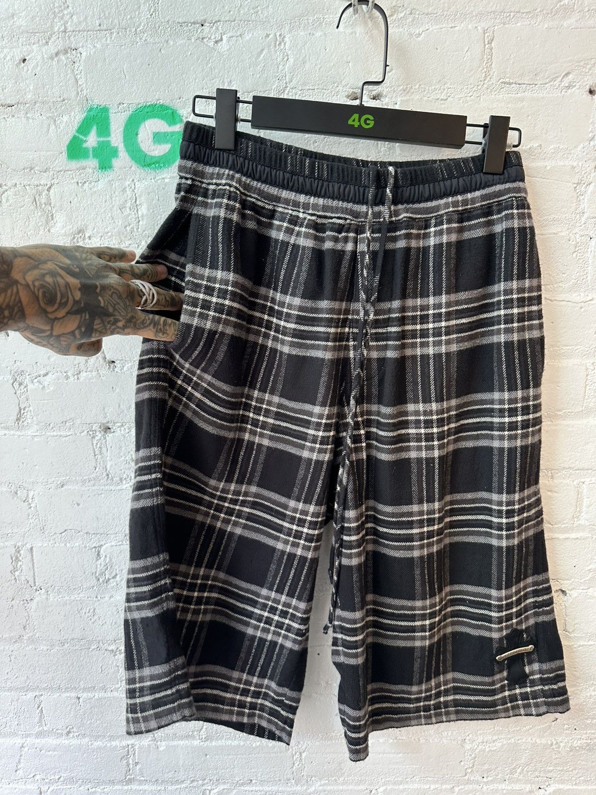 Chrome Hearts Chrome Hearts Plaid Cross patch shorts XS S M Size US 30 / EU 46 - 4 Thumbnail