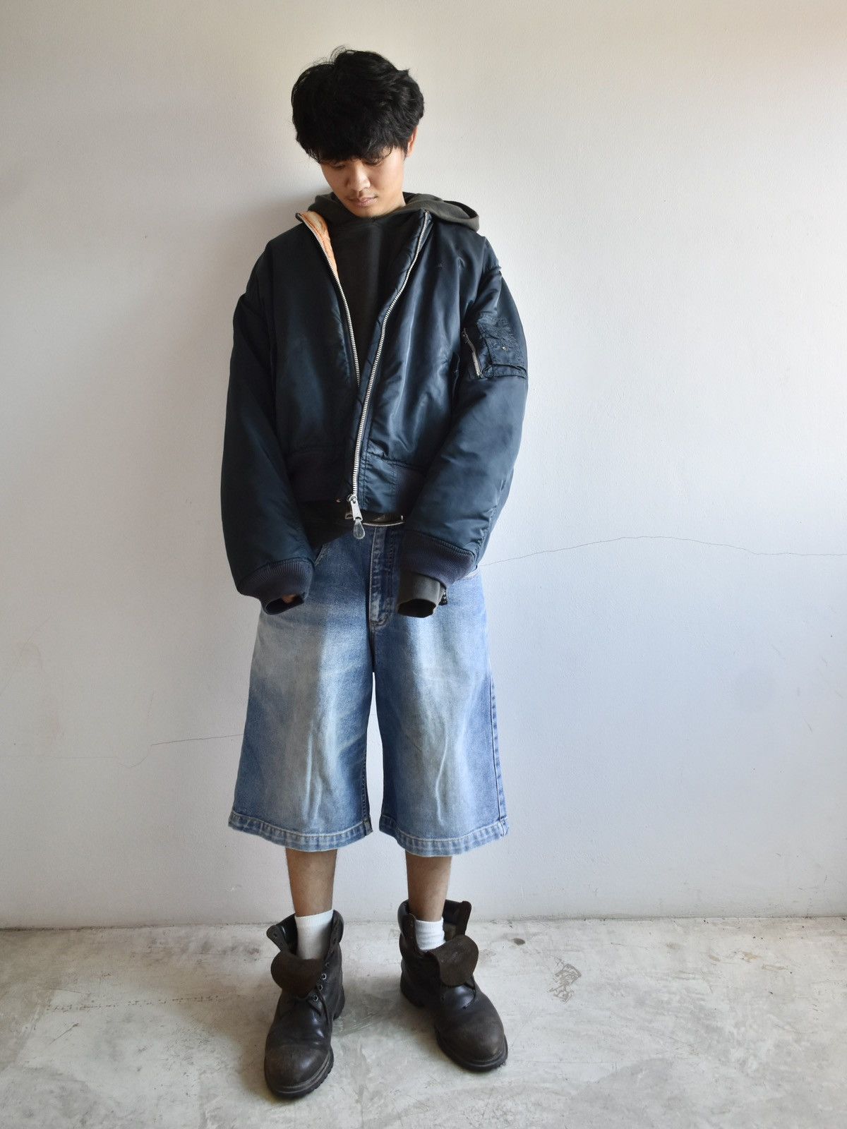 Schott Vintage Schott Flight Bomber Distressed Jacket Size US XL / EU 56 / 4 - 12 Thumbnail