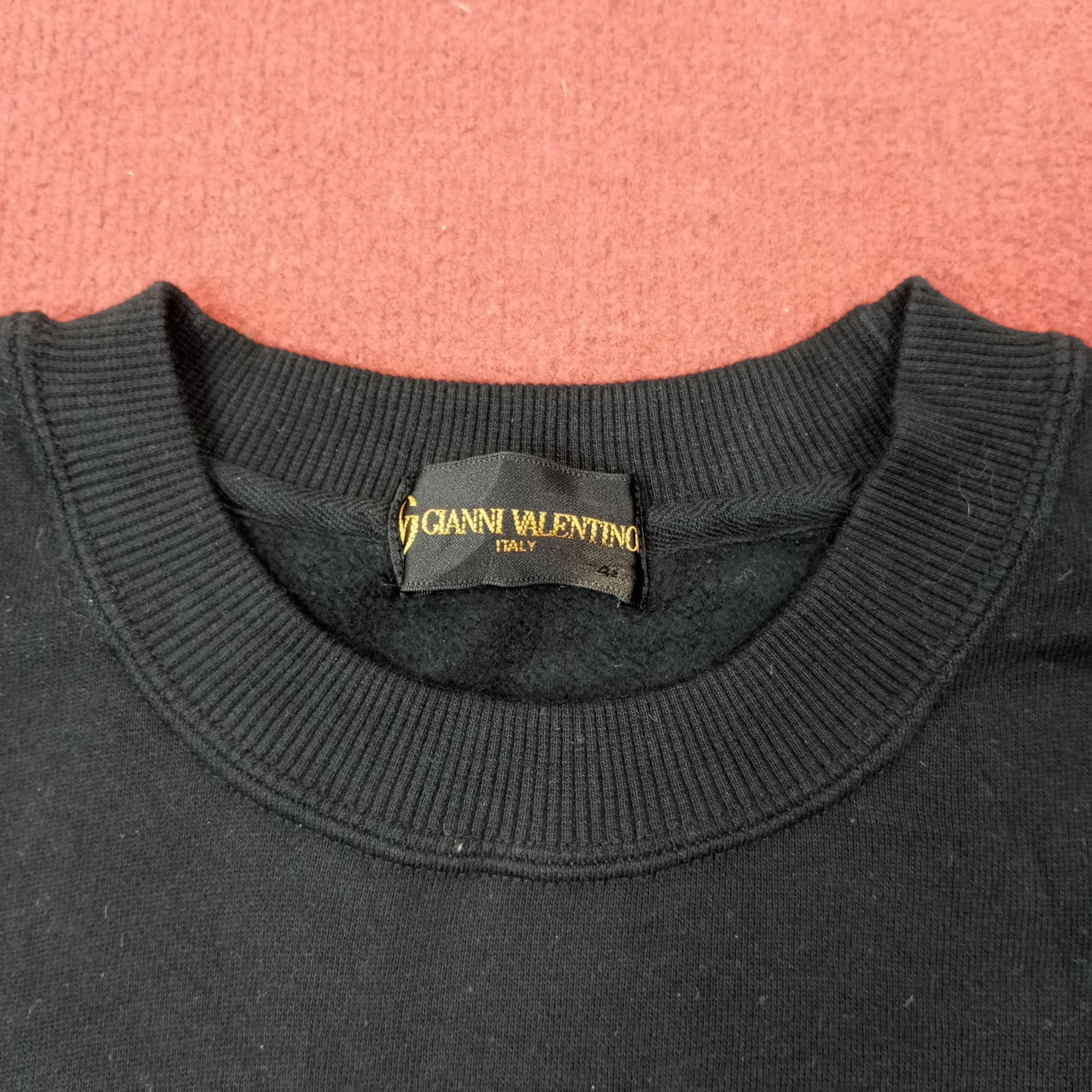 Gianni Valentino × Valentino × Vintage Gianni Valentino Italy Center Design Sweatshirt c218n12 Size US XL / EU 56 / 4 - 4 Thumbnail
