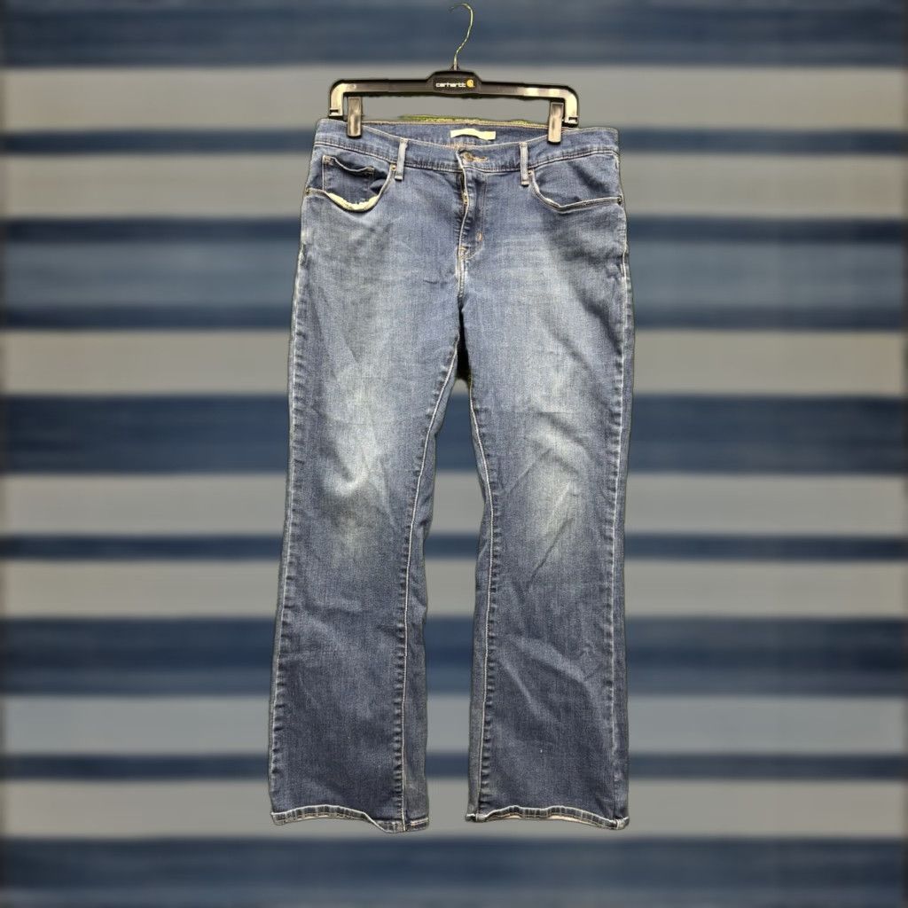 Levi's Levis Jeans Womens 32 Blue Medium Wash Denim Stretch 32x28 Bootcut Curvy Size 24" / US 00 / IT 34 - 1 Thumbnail