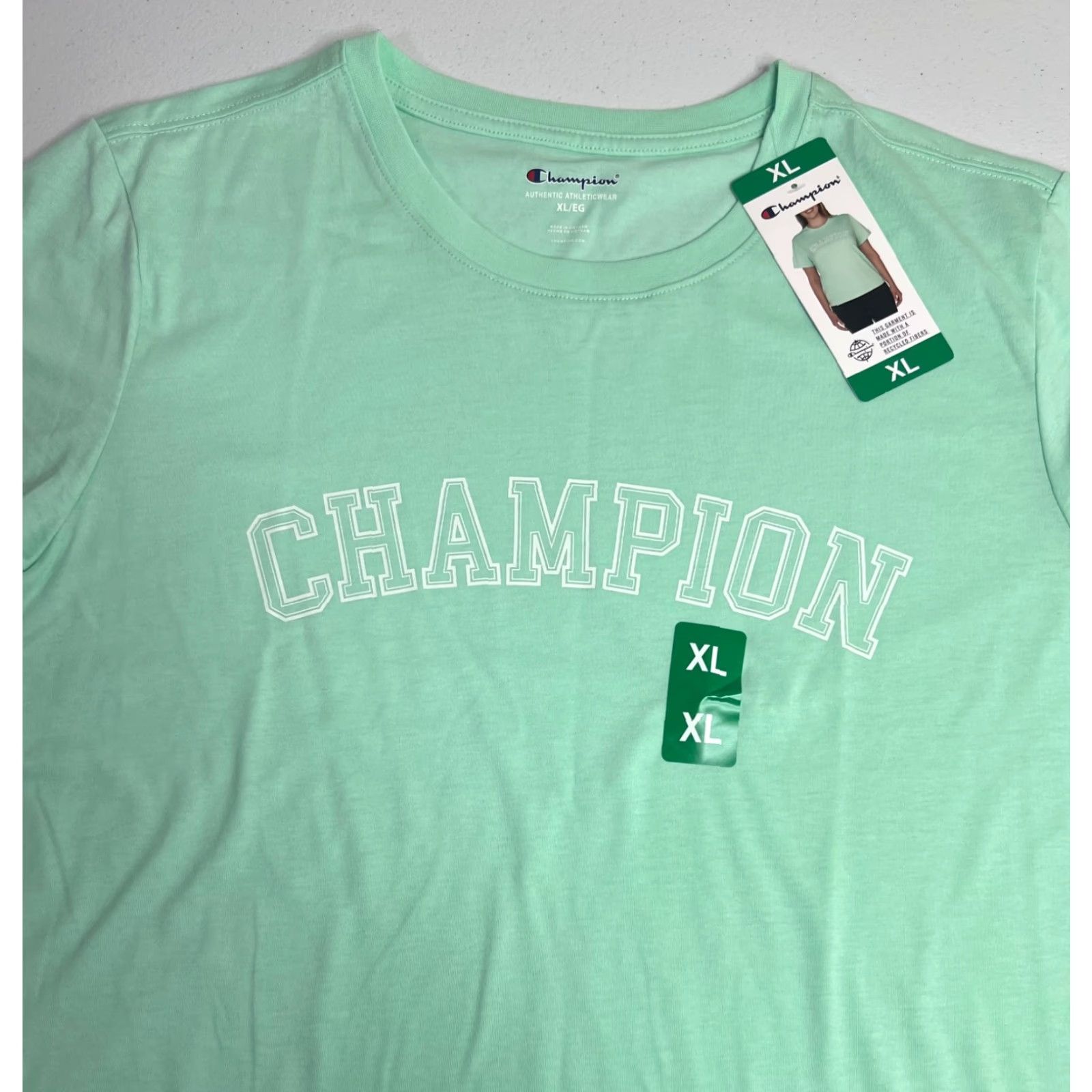 Champion Champion Graphic T-Shirt Women's XL Green Short Sleeve Tee Athleticwear Size XL / US 12-14 / IT 48-50 - 2 Thumbnail