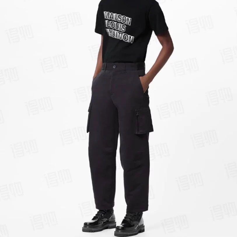 Louis Vuitton LV black cargo pants 30,38,40,44 new Size US 28 / EU 44 - 1 Thumbnail