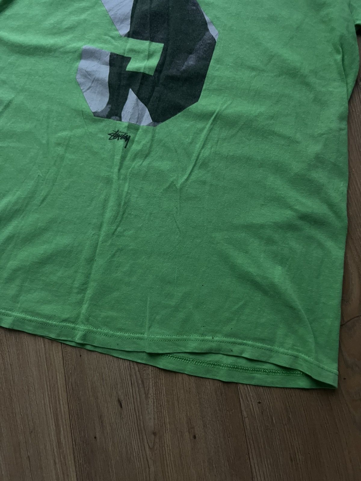 Stussy 00’s STUSSY DINO T-REX DISTRESSED Y2K TEE RARE Size US M / EU 48-50 / 2 - 6 Thumbnail
