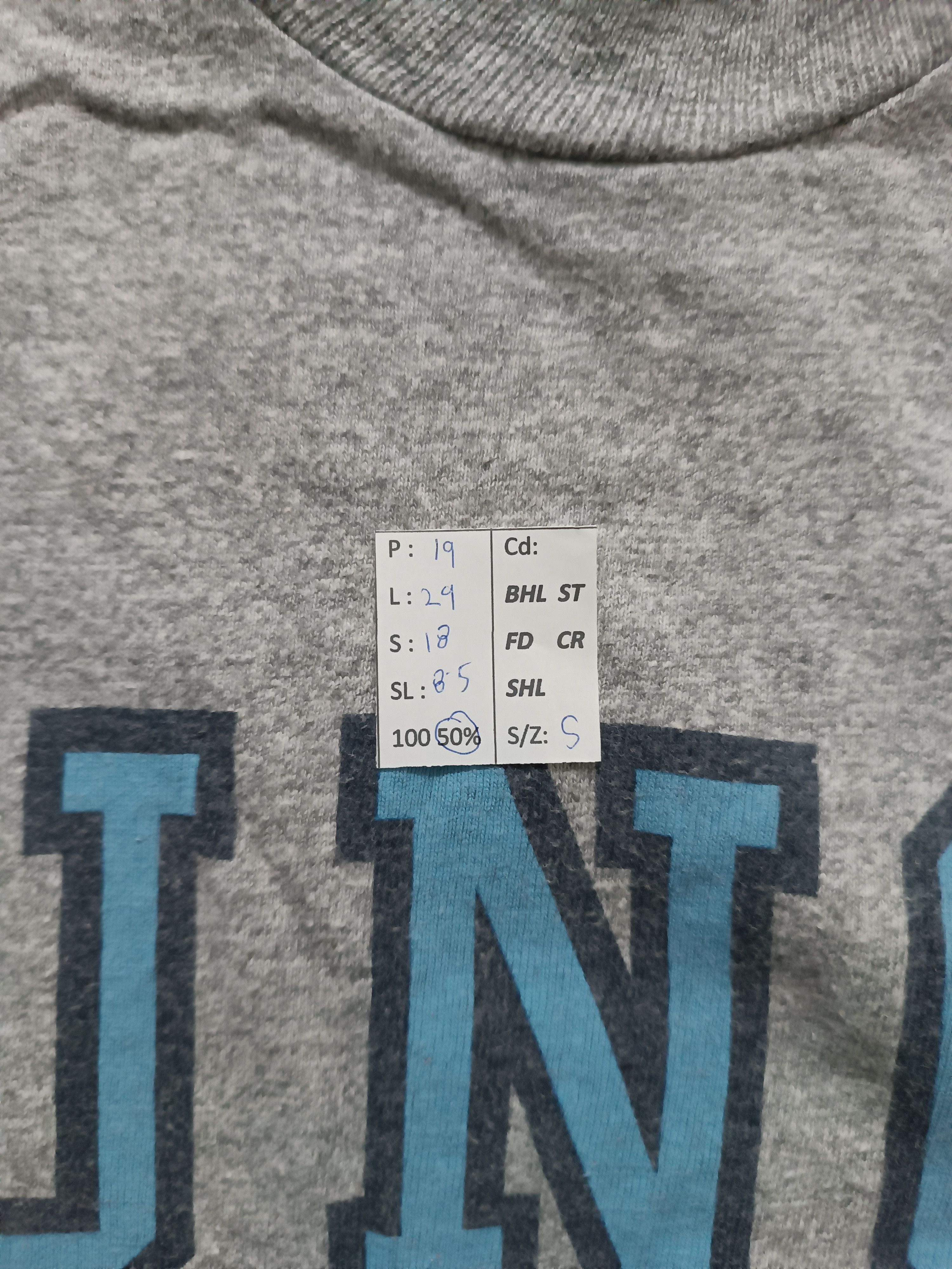 Vintage VINTAGE 80'S UNC CHAPEL HILL RAYON RAYON TEE VERY RARE Size US S / EU 44-46 / 1 - 16 Thumbnail
