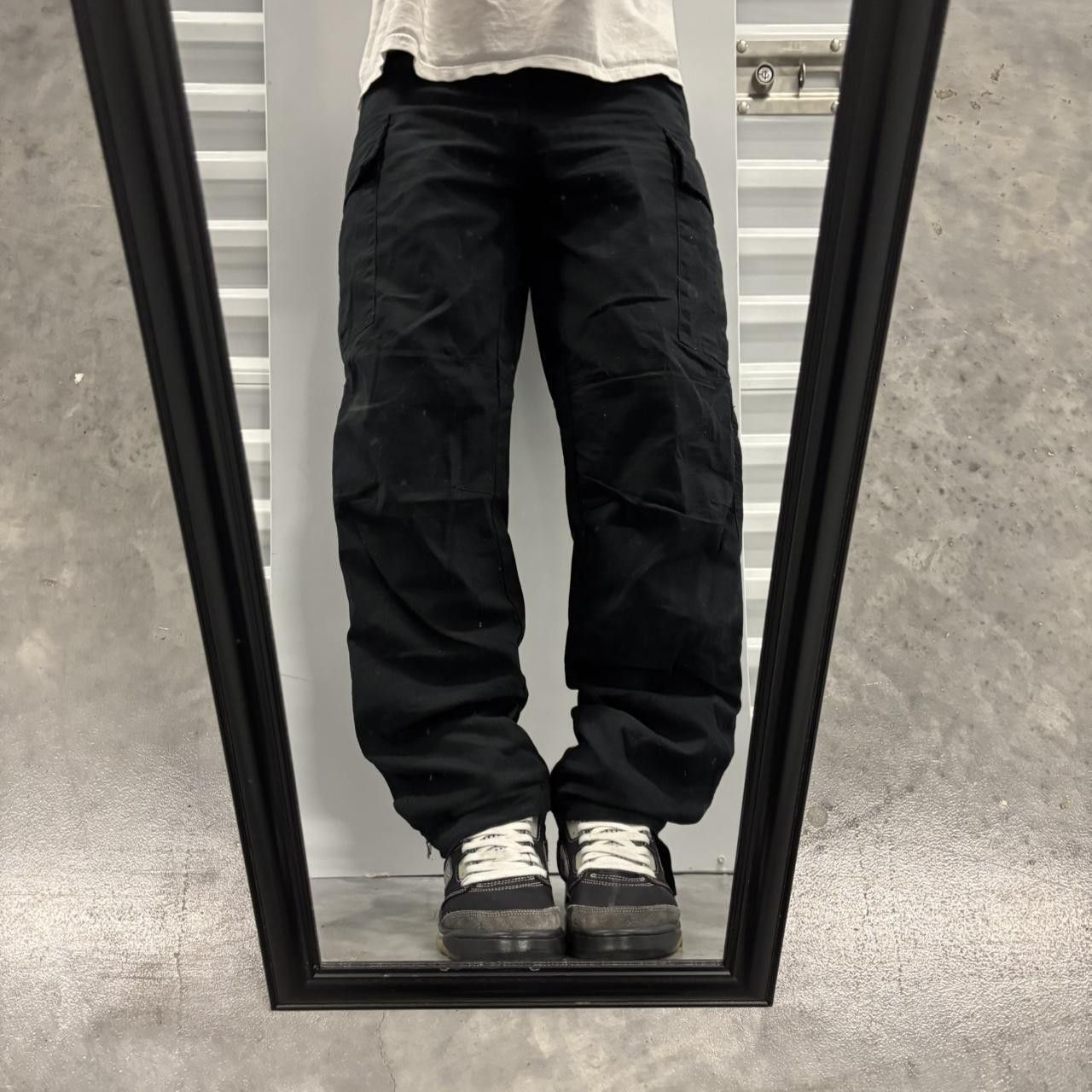Japanese Brand × Vintage Crazy Vintage Y2K/2000s Black Streetwear Essential Cargo Pants Size US 30 / EU 46 - 1 Thumbnail