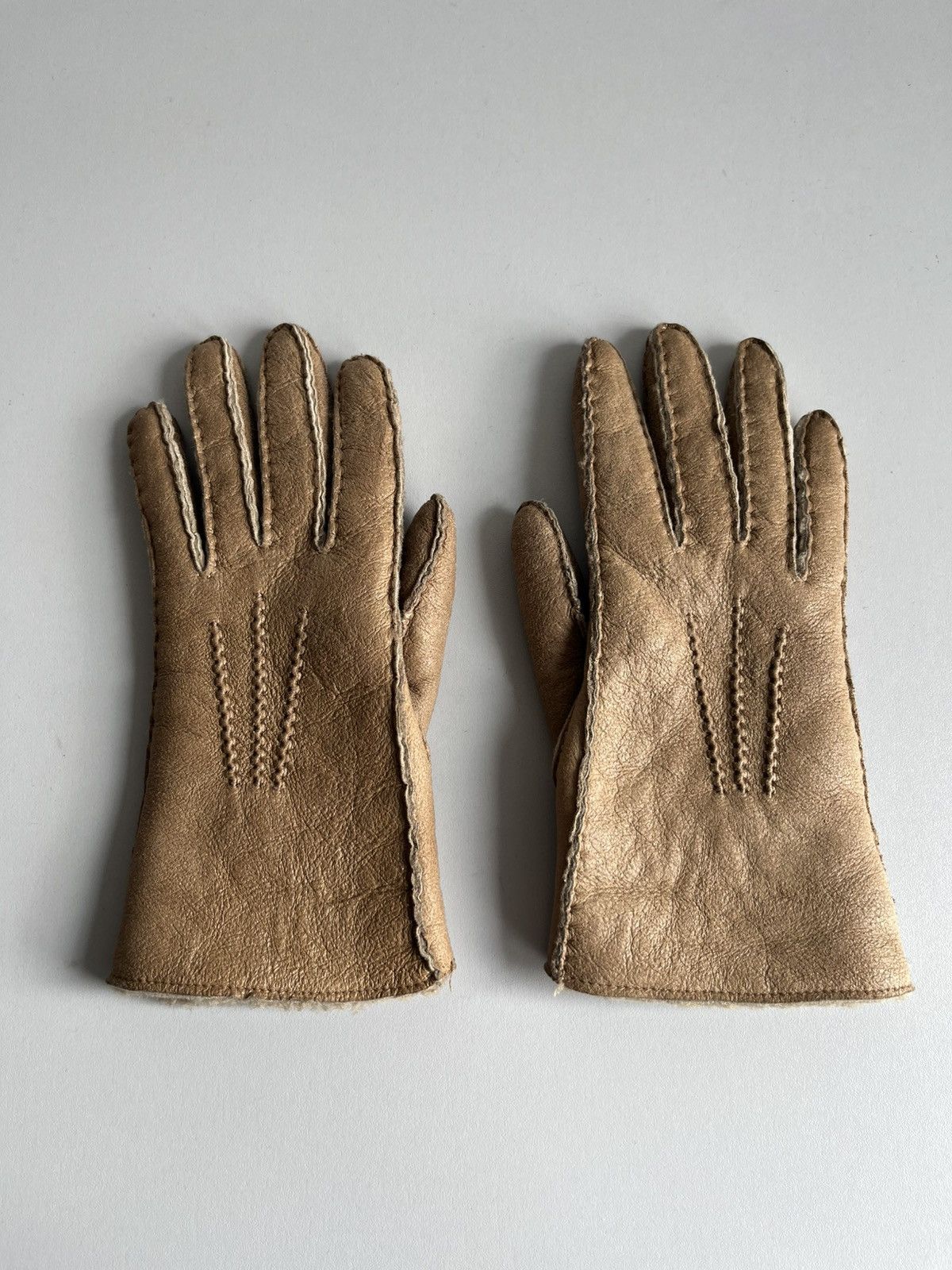 Jil Sander Archive Jil Sander AW05 hand stitched shearling gloves Size 28 - 3 Thumbnail