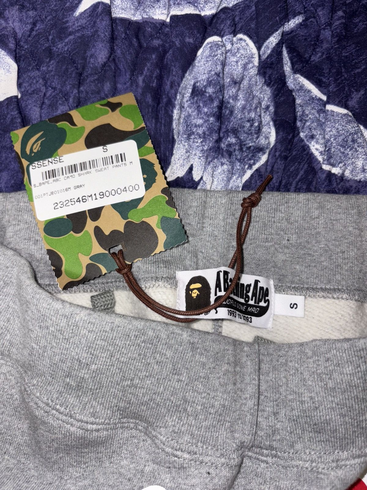 Bape Bape shark jogger pants gray Size US 30 / EU 46 - 4 Thumbnail