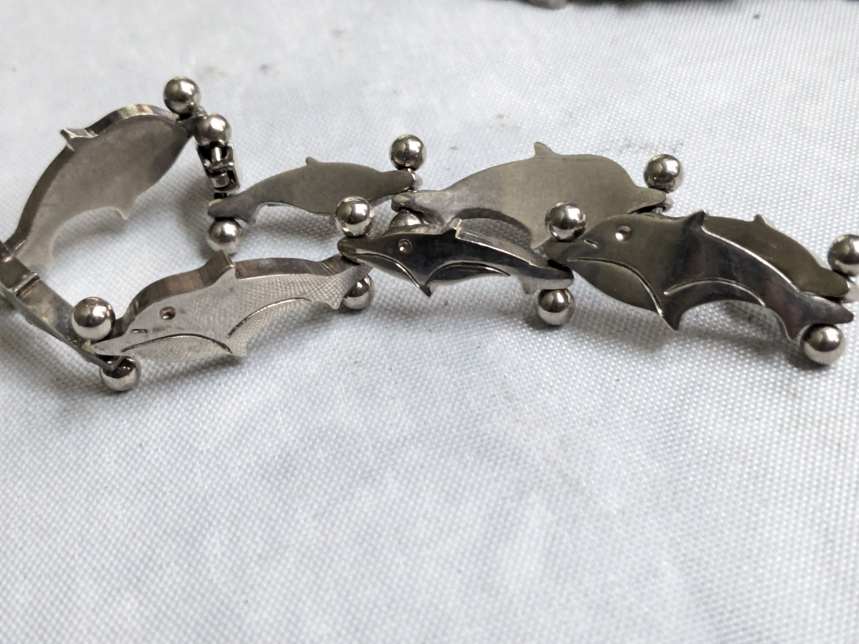 Jewelry Vintage Sterling Silver Bracelets Dolphin Elephant Whale Size ONE SIZE - 7 Thumbnail