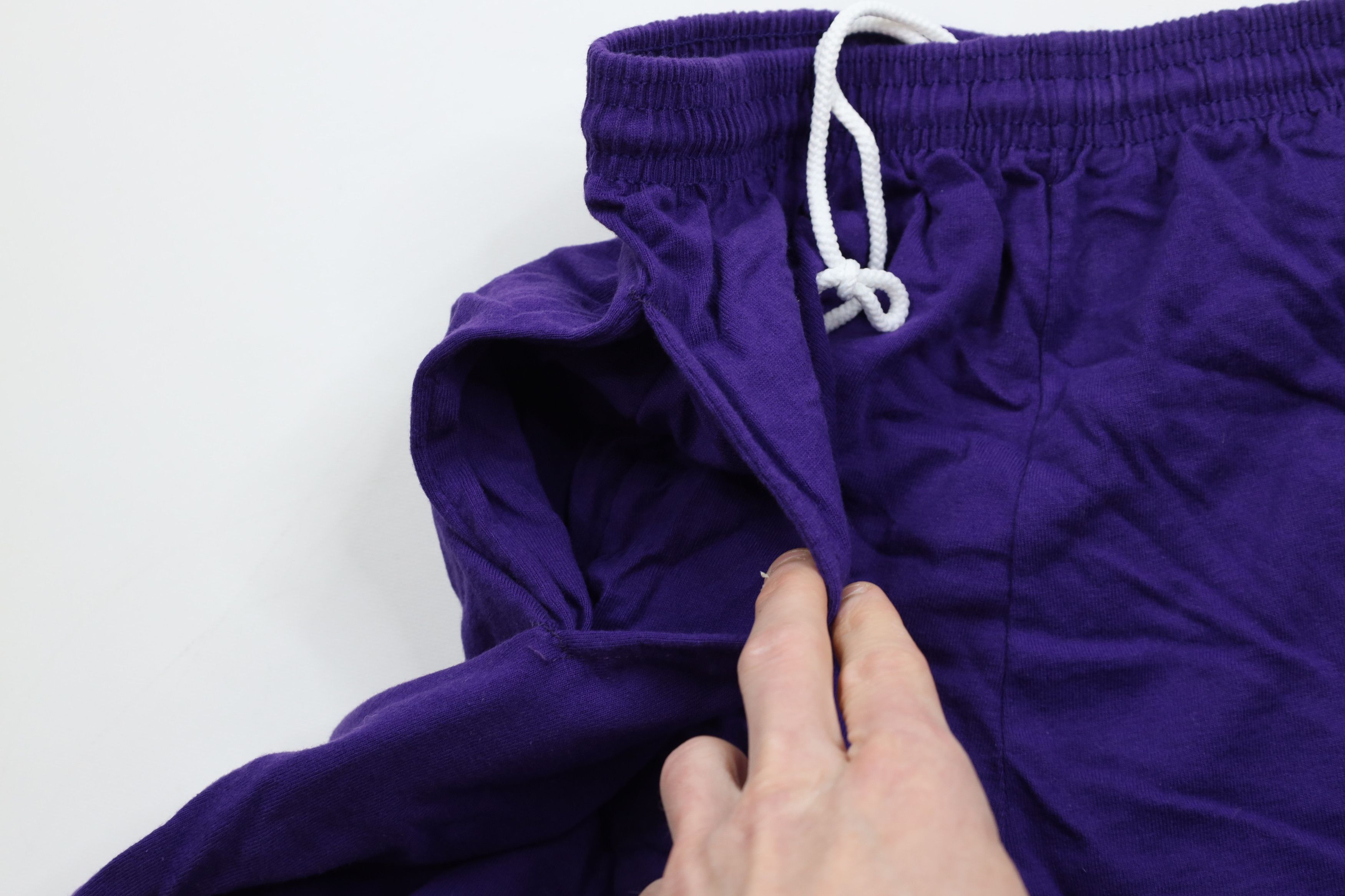 Vintage Vintage 90s Streetwear Above Knee Shorts Purple Cotton USA Size US 34 / EU 50 - 5 Thumbnail