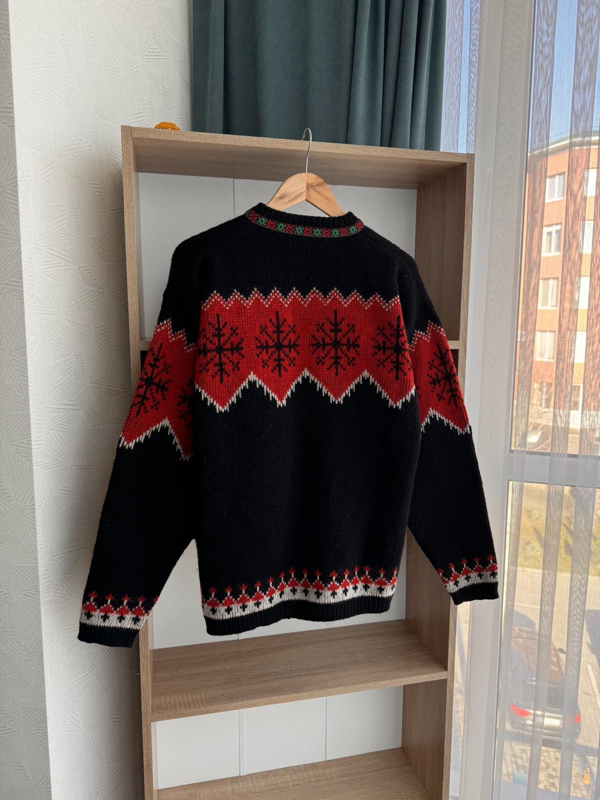 Dale Of Norway × Vintage Vintage Nordman Land of Midnightsun 80’s Wool Clasps Sweater Size US L / EU 52-54 / 3 - 8 Thumbnail