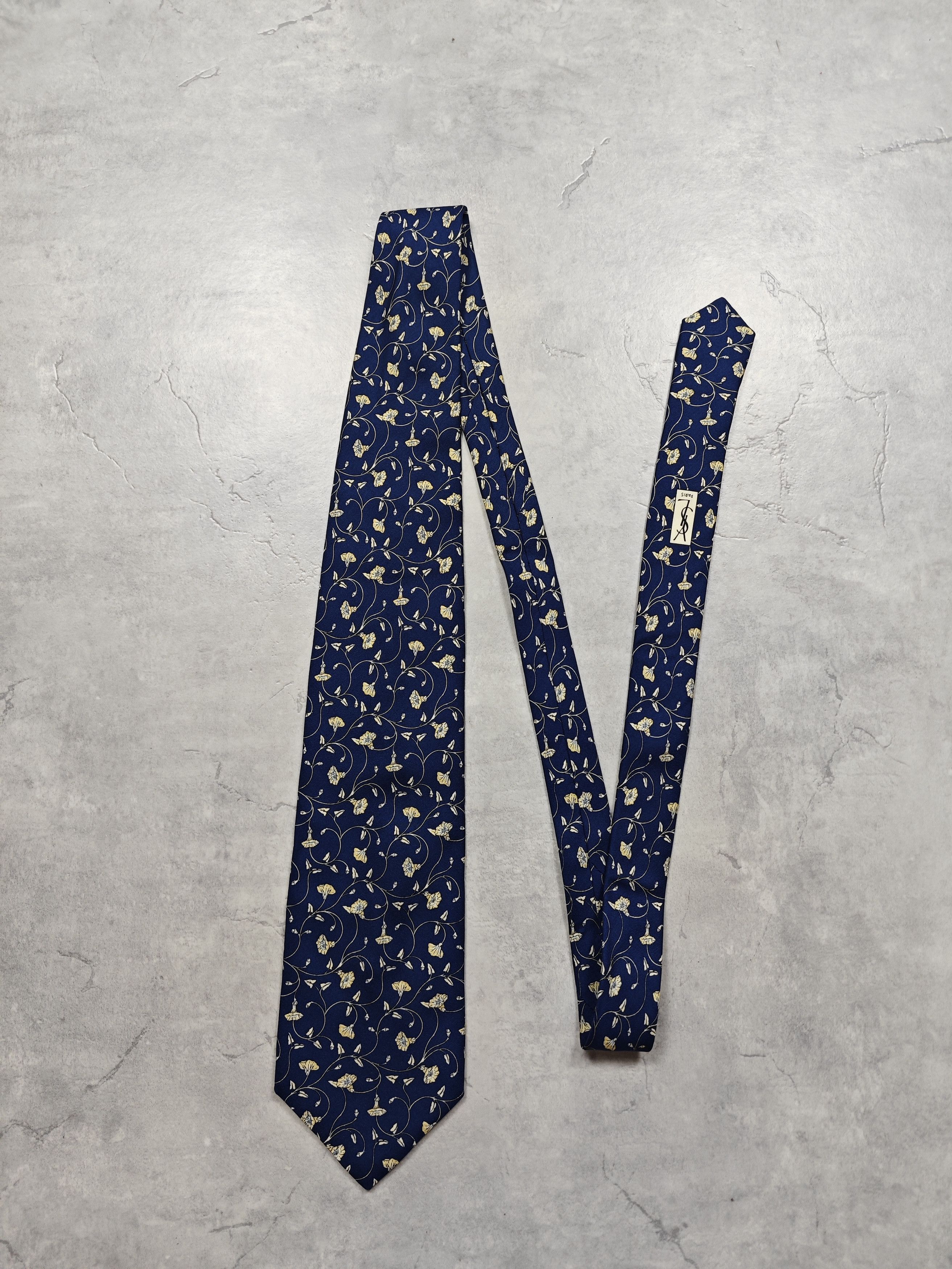 Yves Saint Laurent Yves Saint Laurent Vintage Silk Tie Size ONE SIZE - 1 Thumbnail