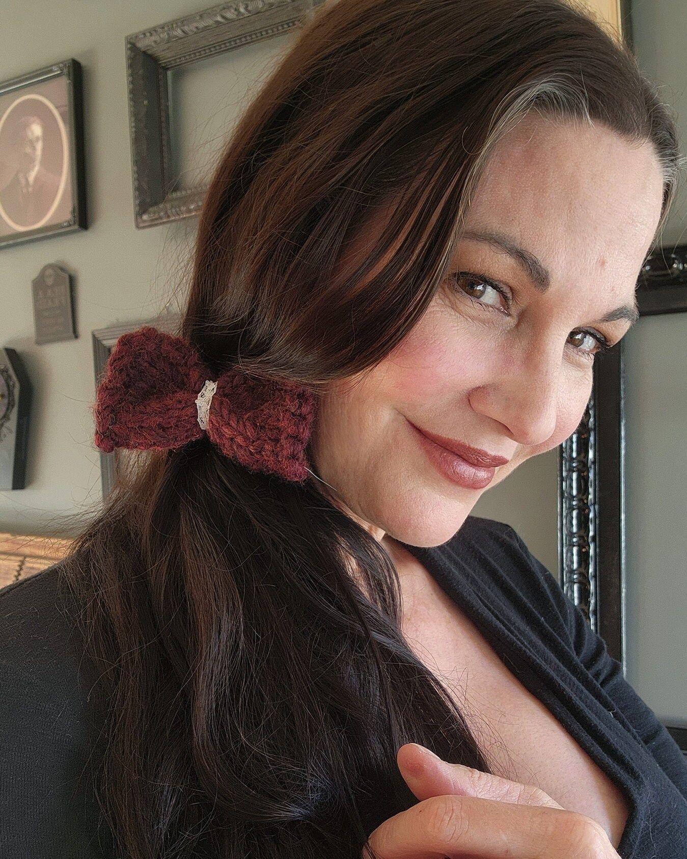 Handmade Hand Knit Hair Bow on Clip, Dark Red with Vintage White Lace Size ONE SIZE - 6 Thumbnail