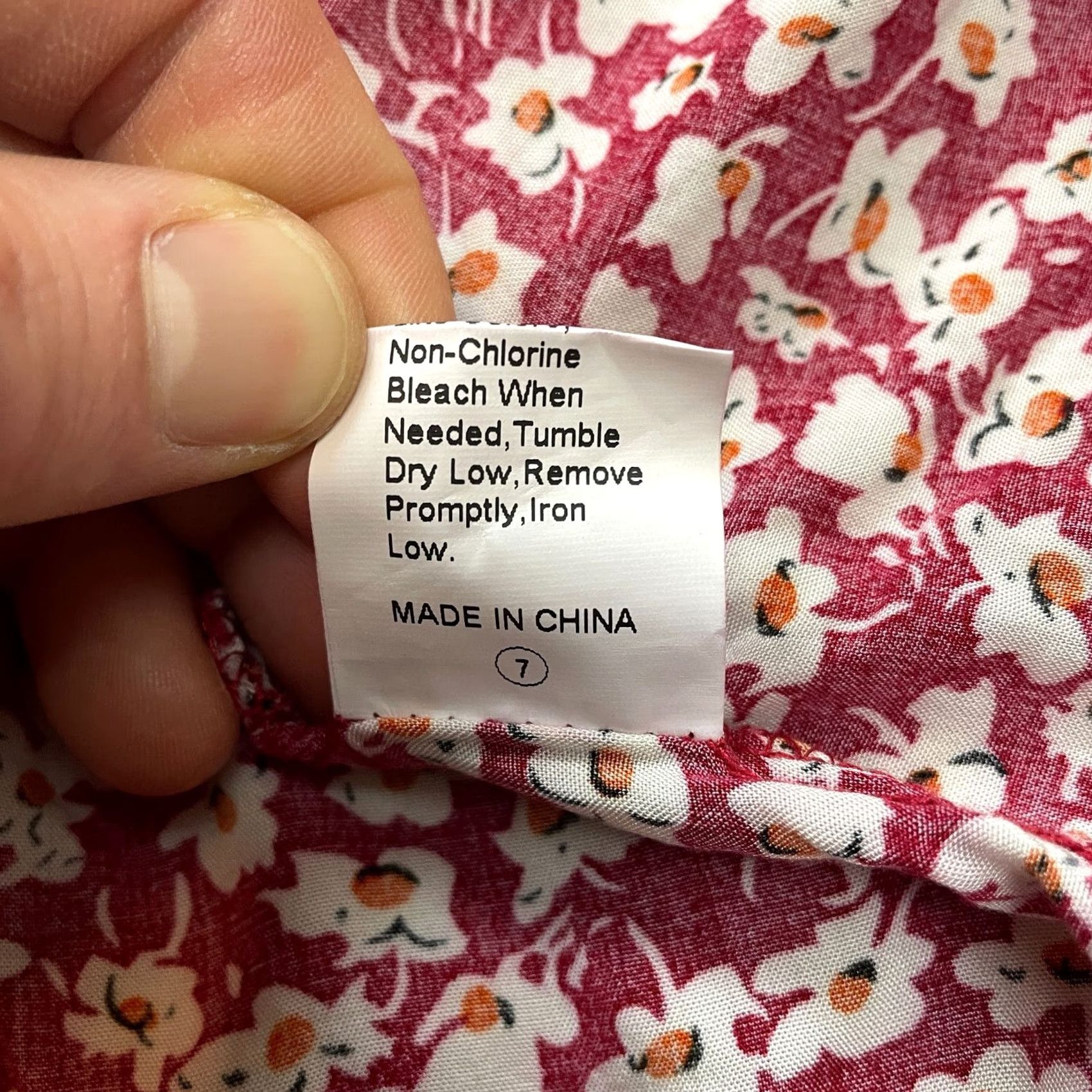 Vintage Umbranded Sundress Juniors 7 Red Floral Sleeveless Tank Midi Soft Rayon Jersey Dress Size M / US 6-8 / IT 42-44 - 6 Thumbnail
