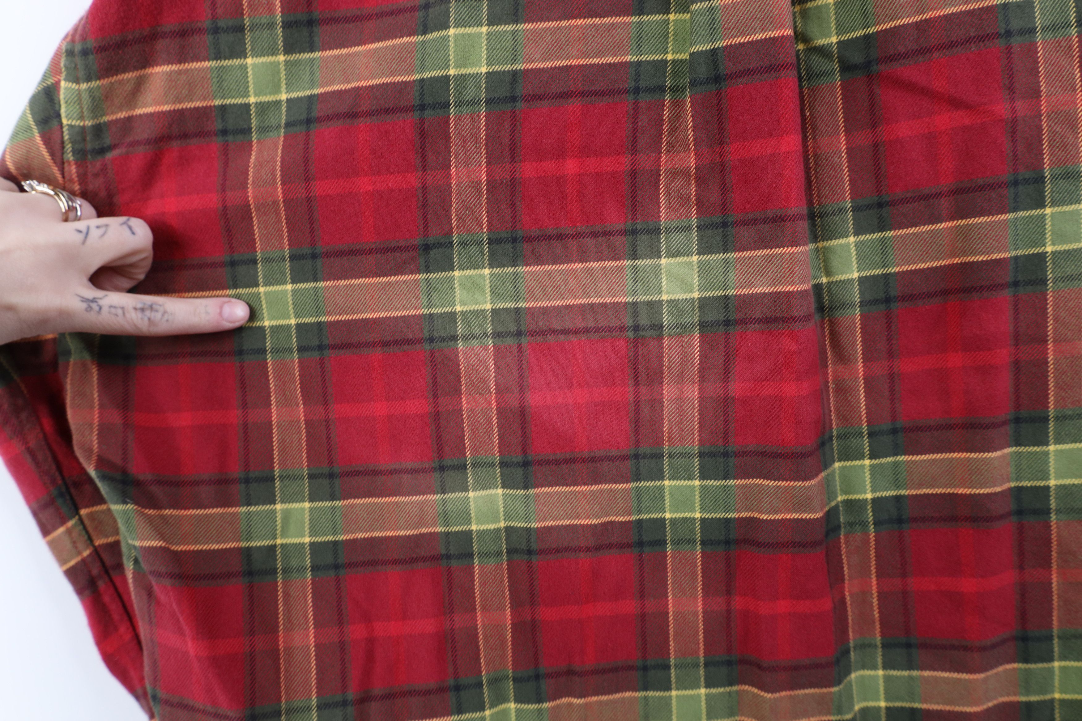 Tommy Hilfiger Vintage 90s Tommy Hilfiger Heavyweight Button Shirt Plaid Size US XL / EU 56 / 4 - 8 Thumbnail