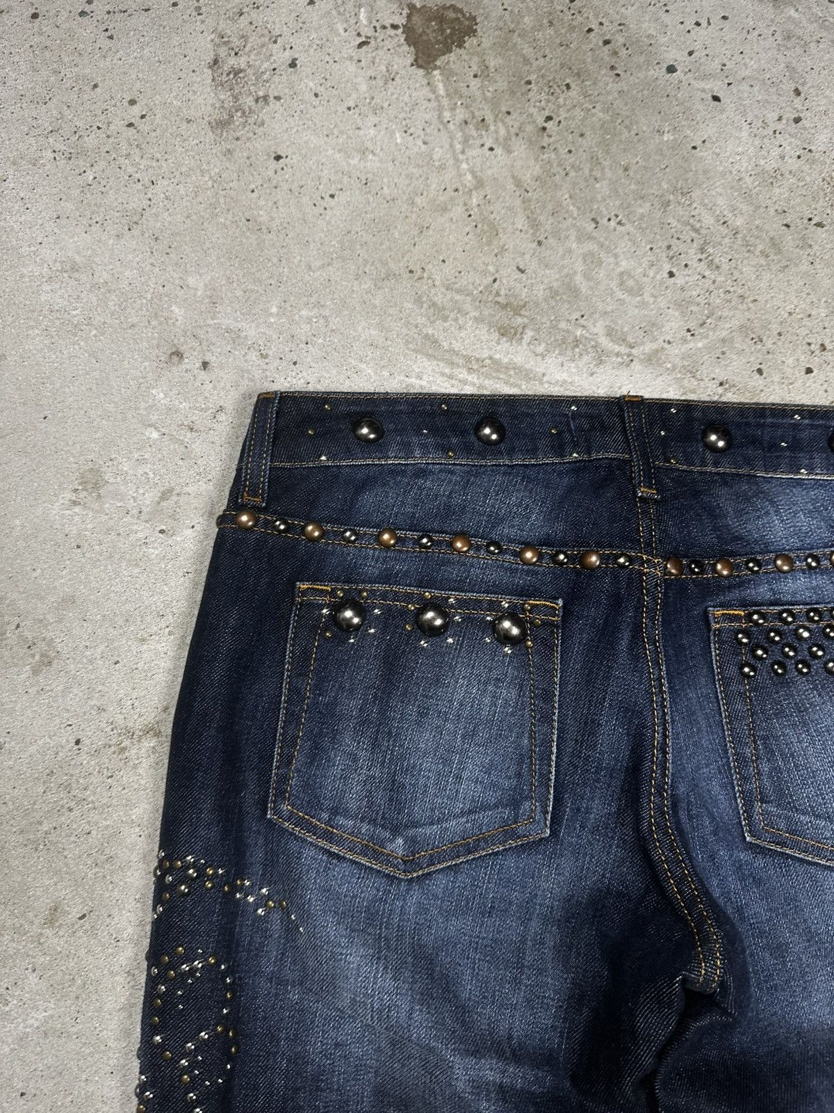 Just Cavalli AW2010 Just Cavalli Studed Jeans Washed Flare Bootcut Denim Size 27" / US 4 / IT 40 - 15 Thumbnail