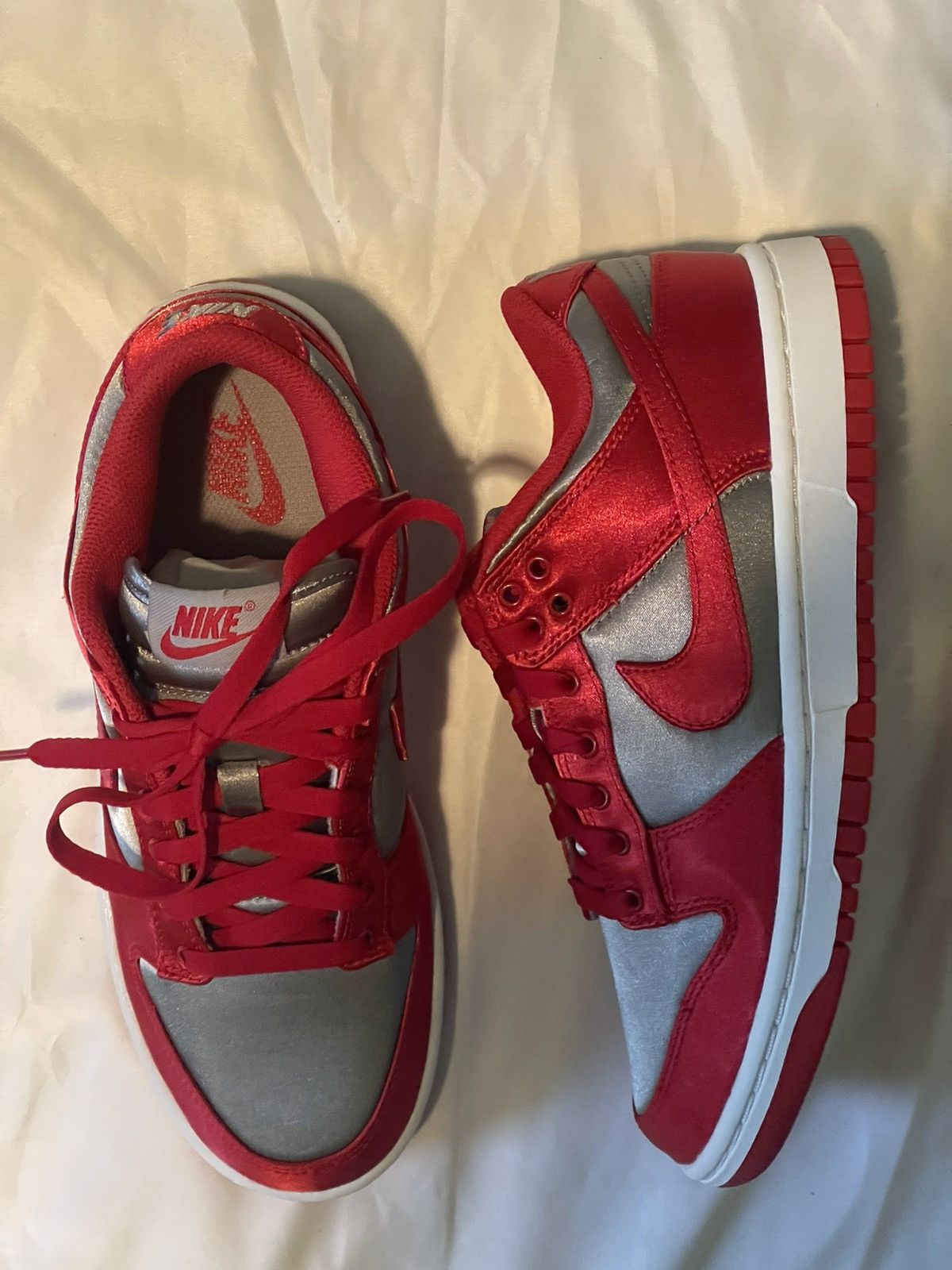 Nike Nike | womens dunk low satin | spring 2023 Size US 7.5 / IT 37.5 - 2 Thumbnail